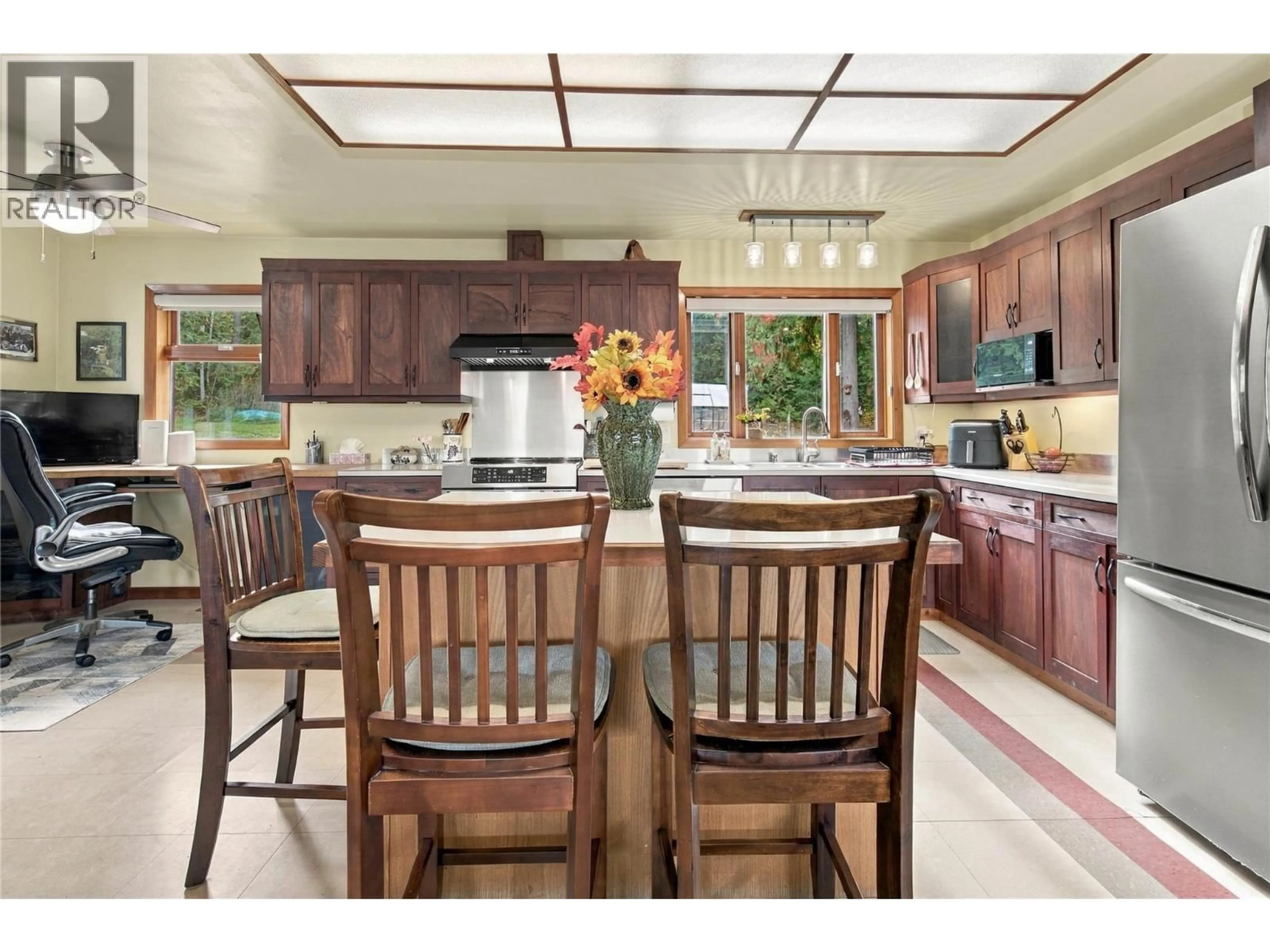 Open concept kitchen, ceramic/tile floor for 22 CROSSMAN ROAD, Enderby British Columbia V0E1V3