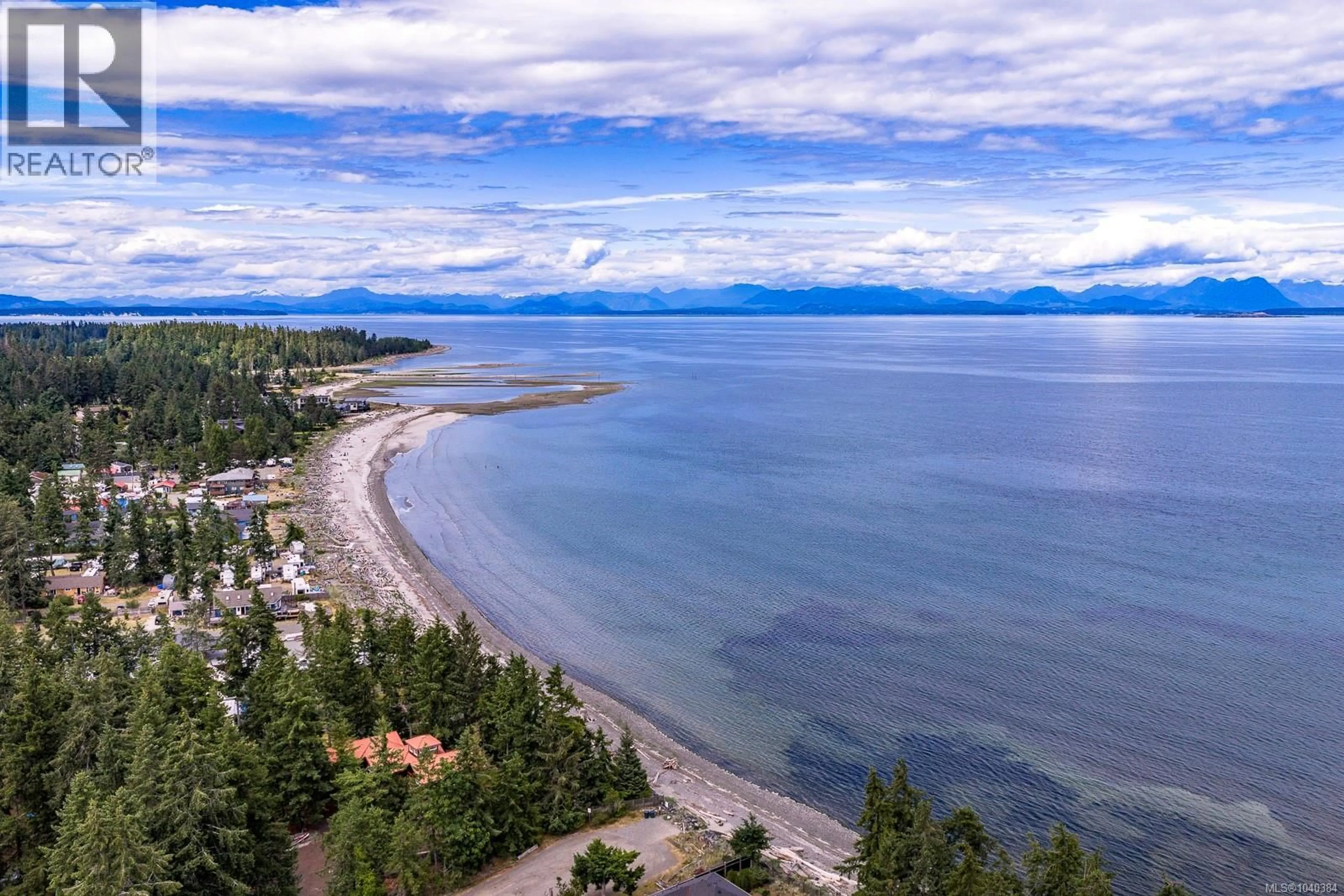 A pic from outside/outdoor area/front of a property/back of a property/a pic from drone, water/lake/river/ocean view for 8859 HENDERSON AVENUE, Black Creek British Columbia V9J1A6