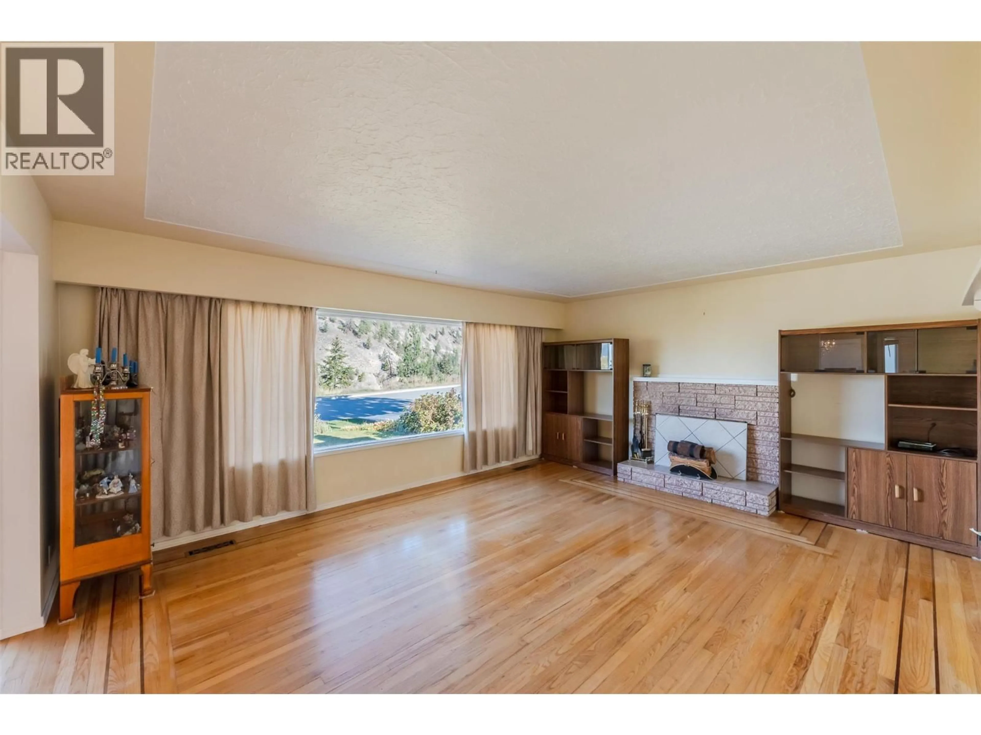A pic of a room for 1574 RIDGEDALE AVENUE, Penticton British Columbia V2A2S4