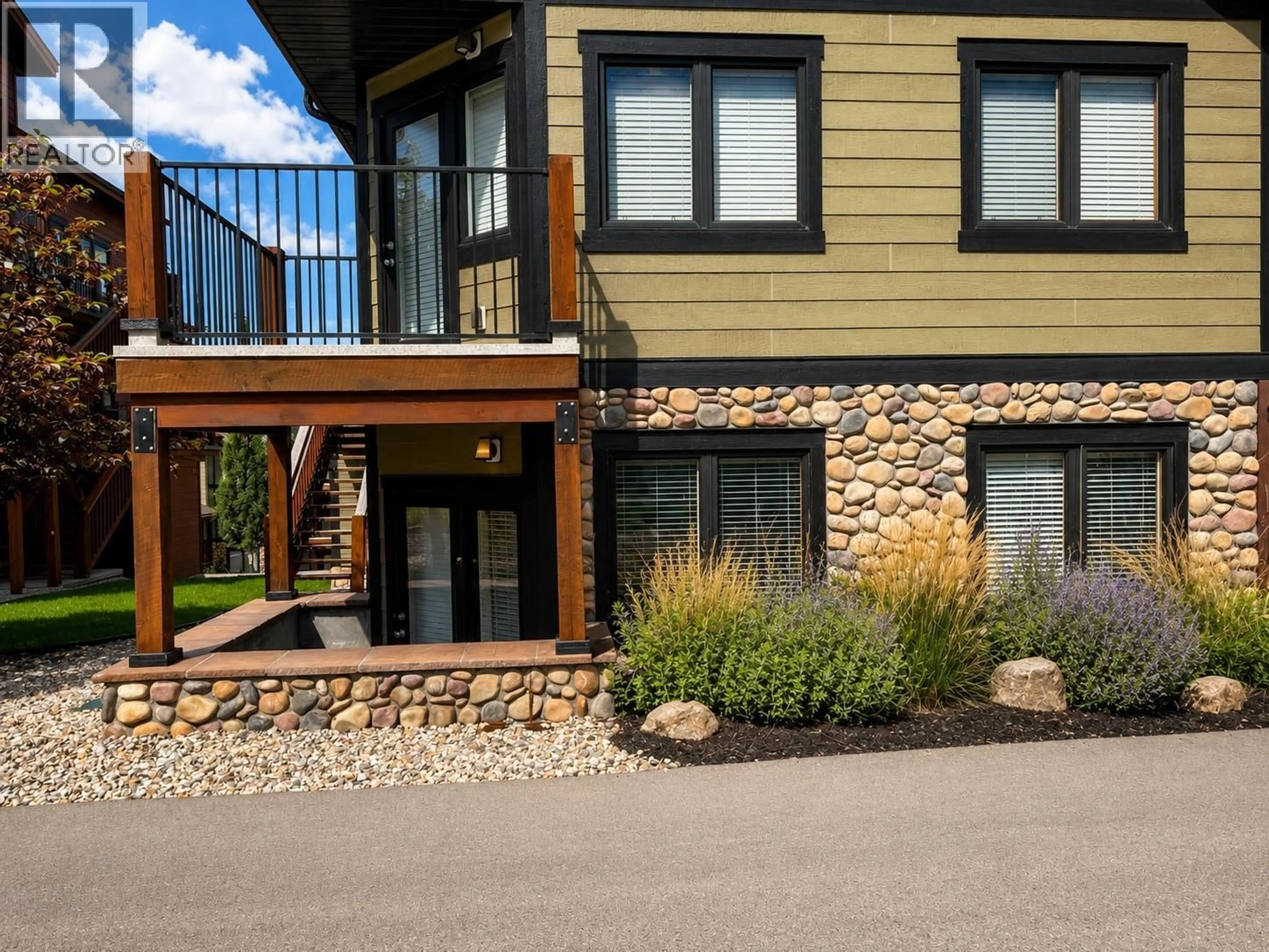 Unknown for 501 - 7291 PROSPECTOR AVENUE, Radium Hot Springs British Columbia V0A1M0