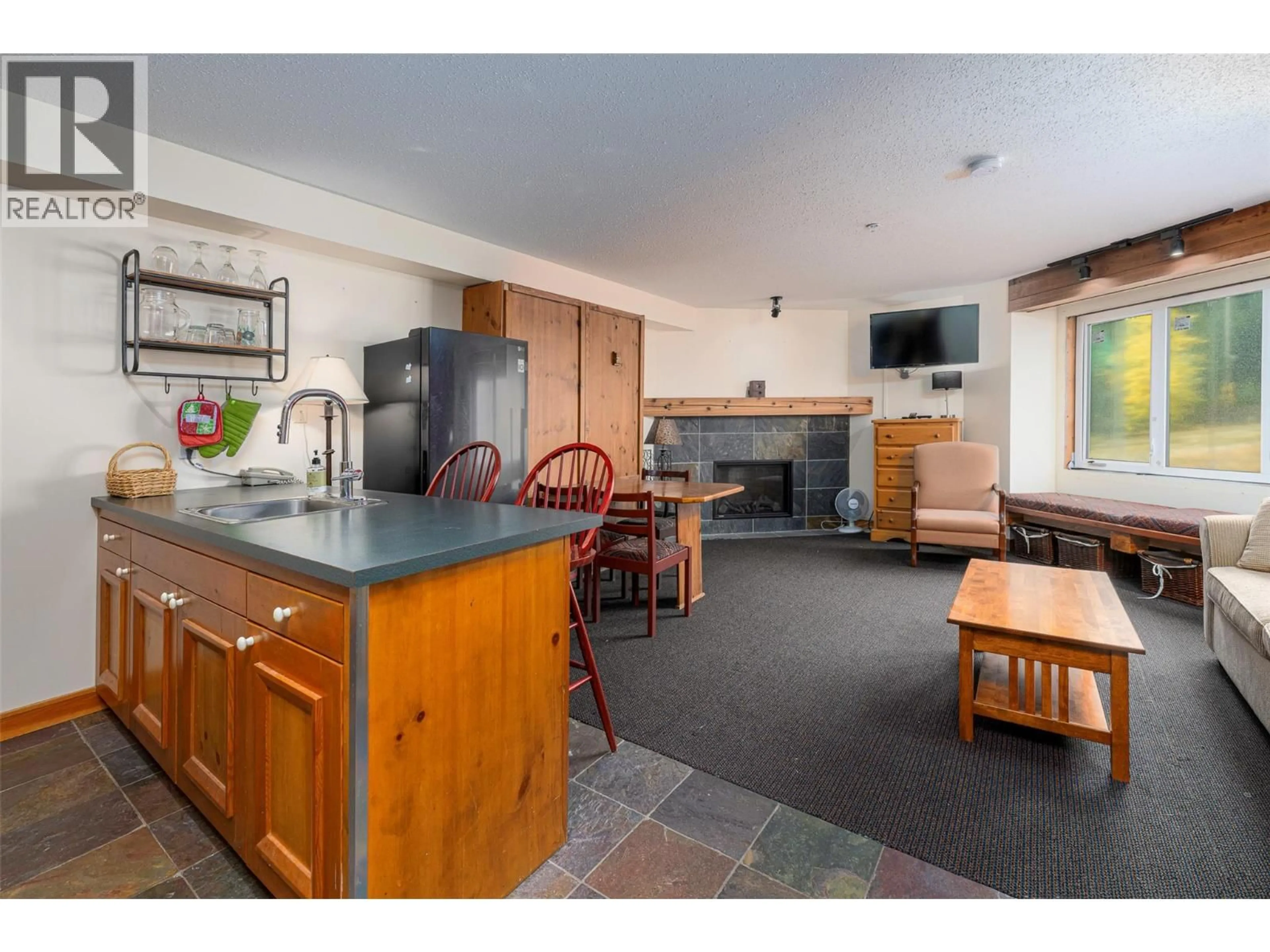 Open concept kitchen, unknown for 317 - 5275 BIG WHITE ROAD, Big White British Columbia V1P1T4