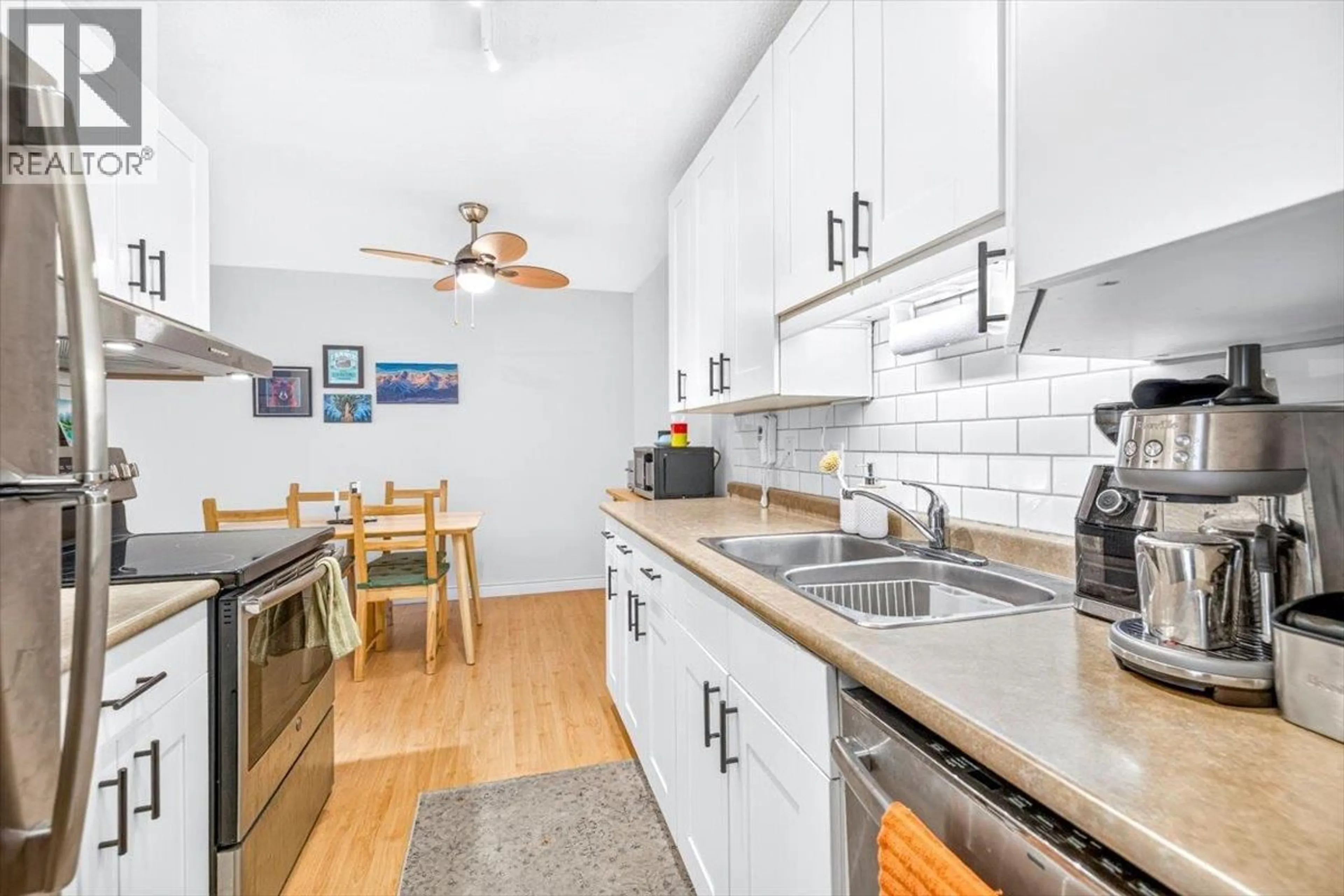 Standard kitchen, unknown for 204 - 30 RIDGEMONT AVENUE, Fernie British Columbia V0B1M0