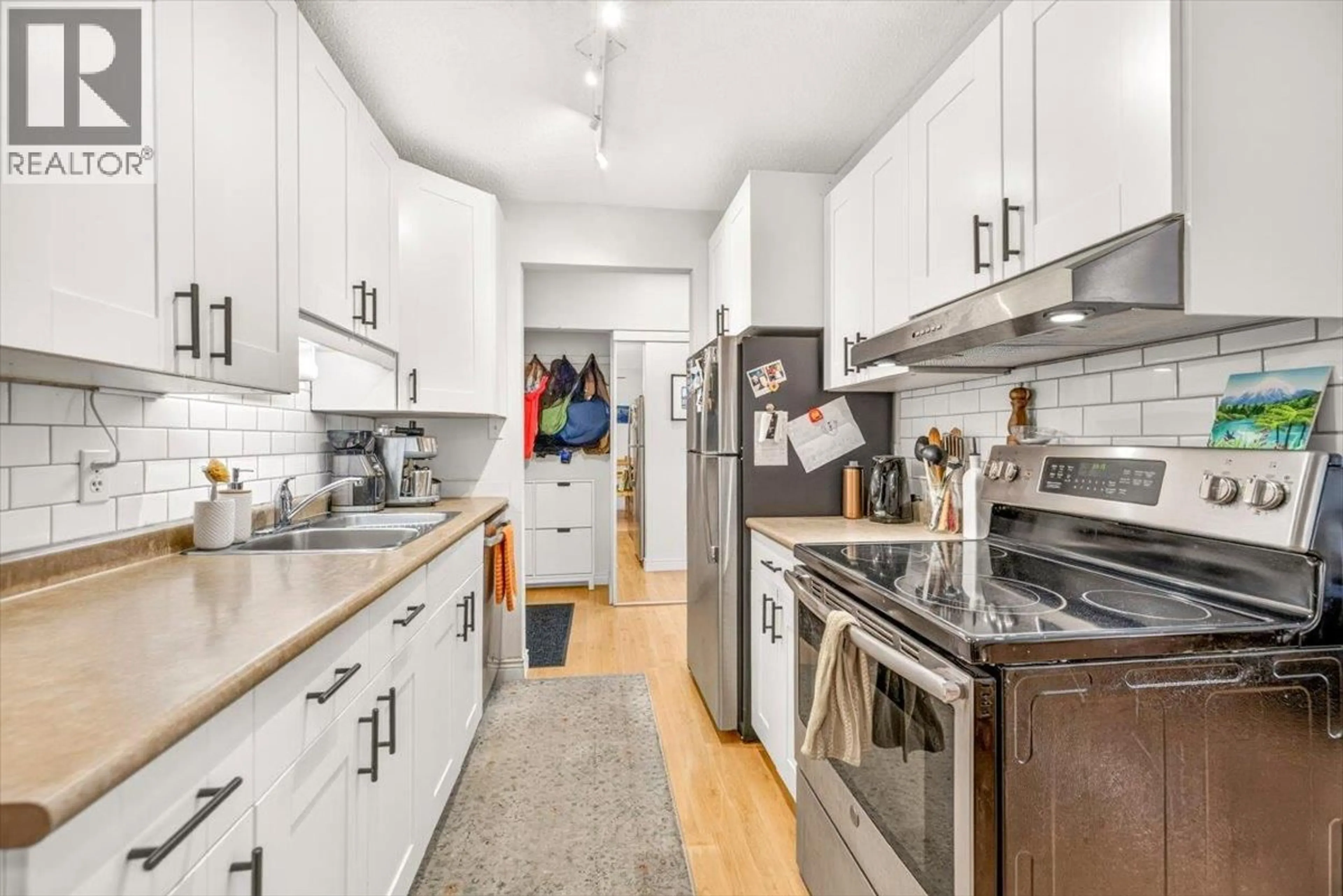 Open concept kitchen, unknown for 204 - 30 RIDGEMONT AVENUE, Fernie British Columbia V0B1M0