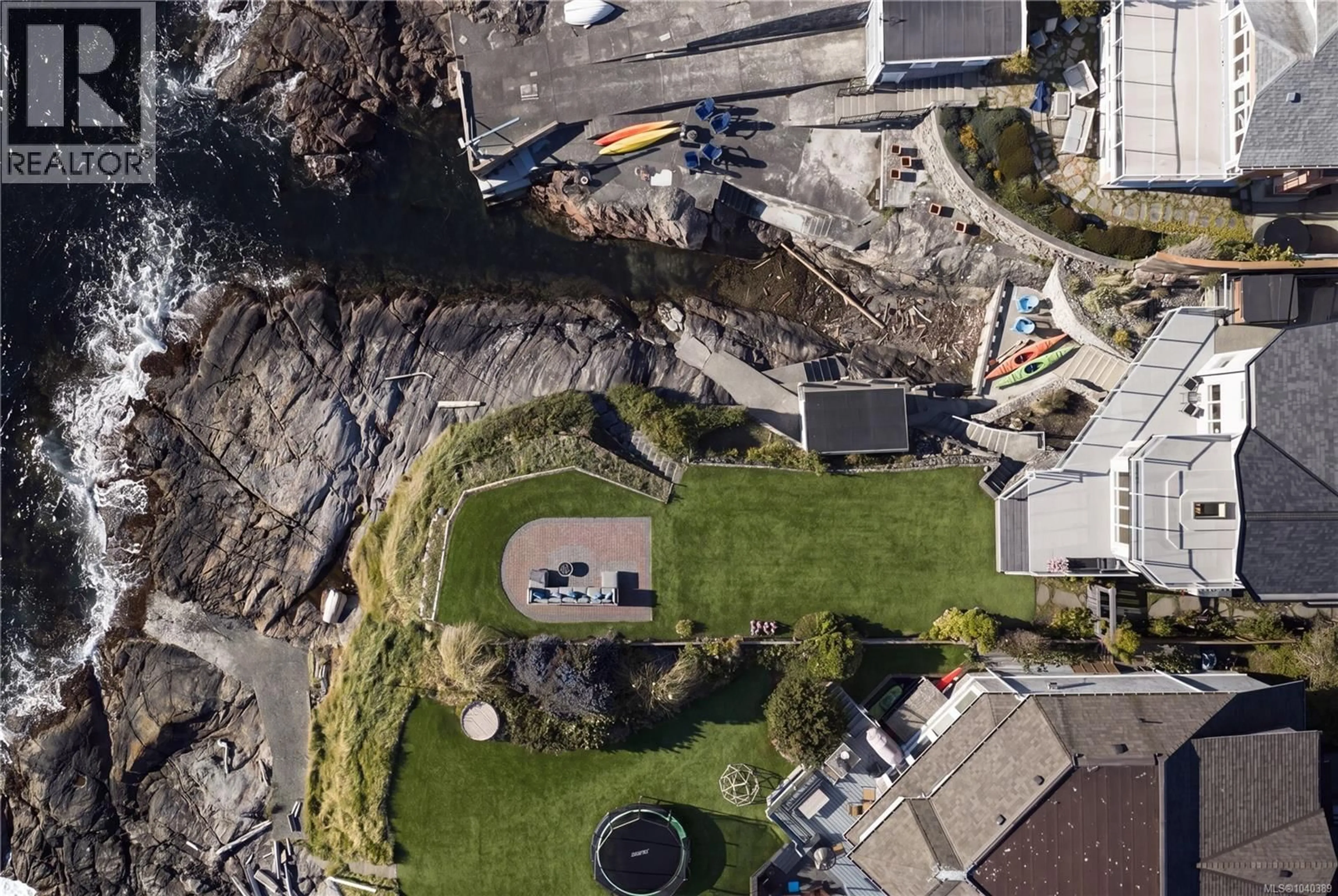 A pic from outside/outdoor area/front of a property/back of a property/a pic from drone, street for 2114 MARNE STREET, Oak Bay British Columbia V8S4J9