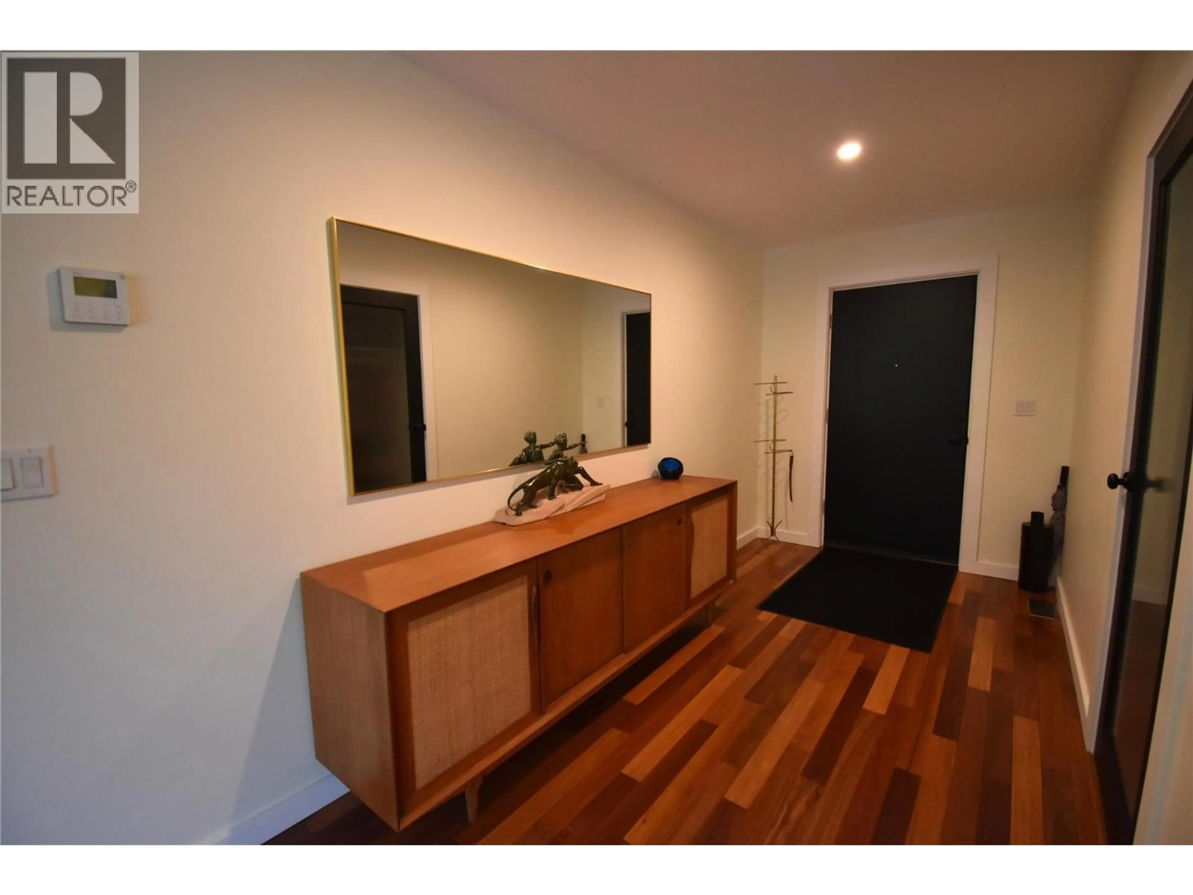 Indoor entryway for 1025 KELLY DRIVE, Shoreacres British Columbia V1N4P5