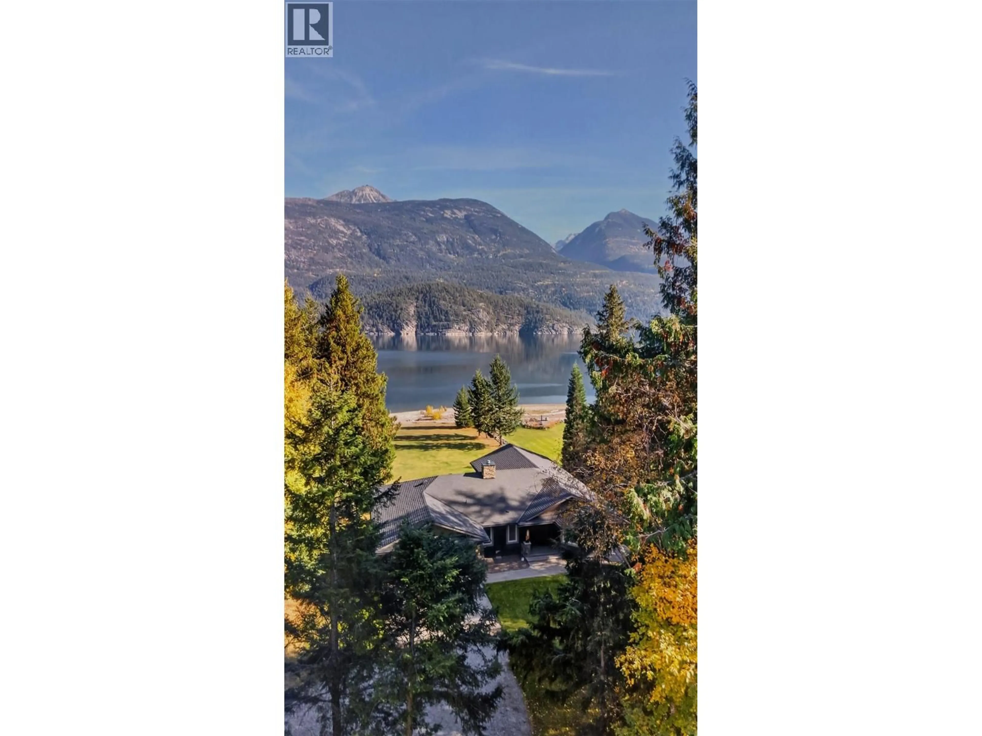 A pic from outside/outdoor area/front of a property/back of a property/a pic from drone, water/lake/river/ocean view for 222 NICHOLS DRIVE, Kaslo British Columbia V0G1M0