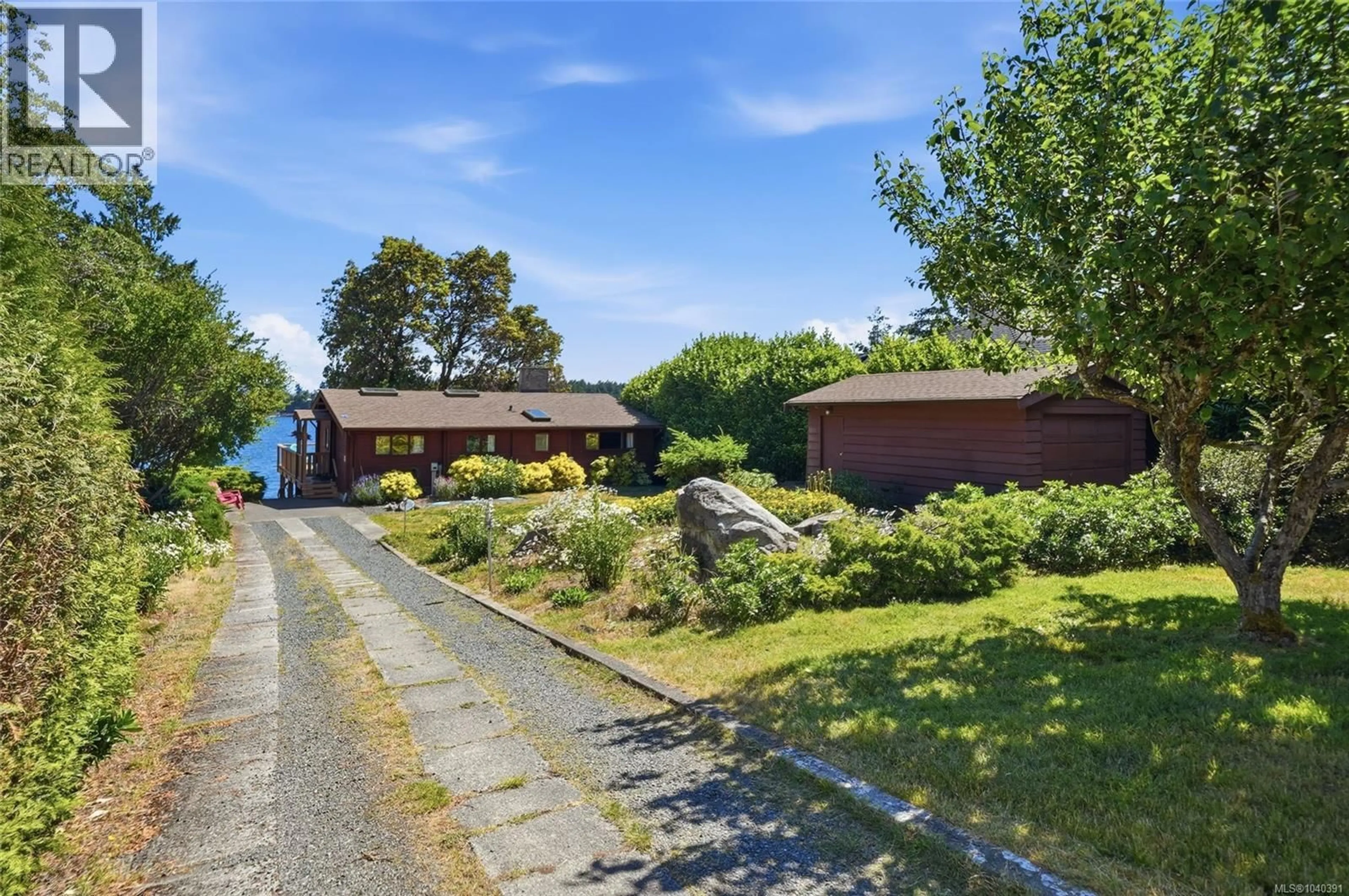 A pic from outside/outdoor area/front of a property/back of a property/a pic from drone, street for 1518 HAIDA WAY, Nanoose Bay British Columbia V9P9B5