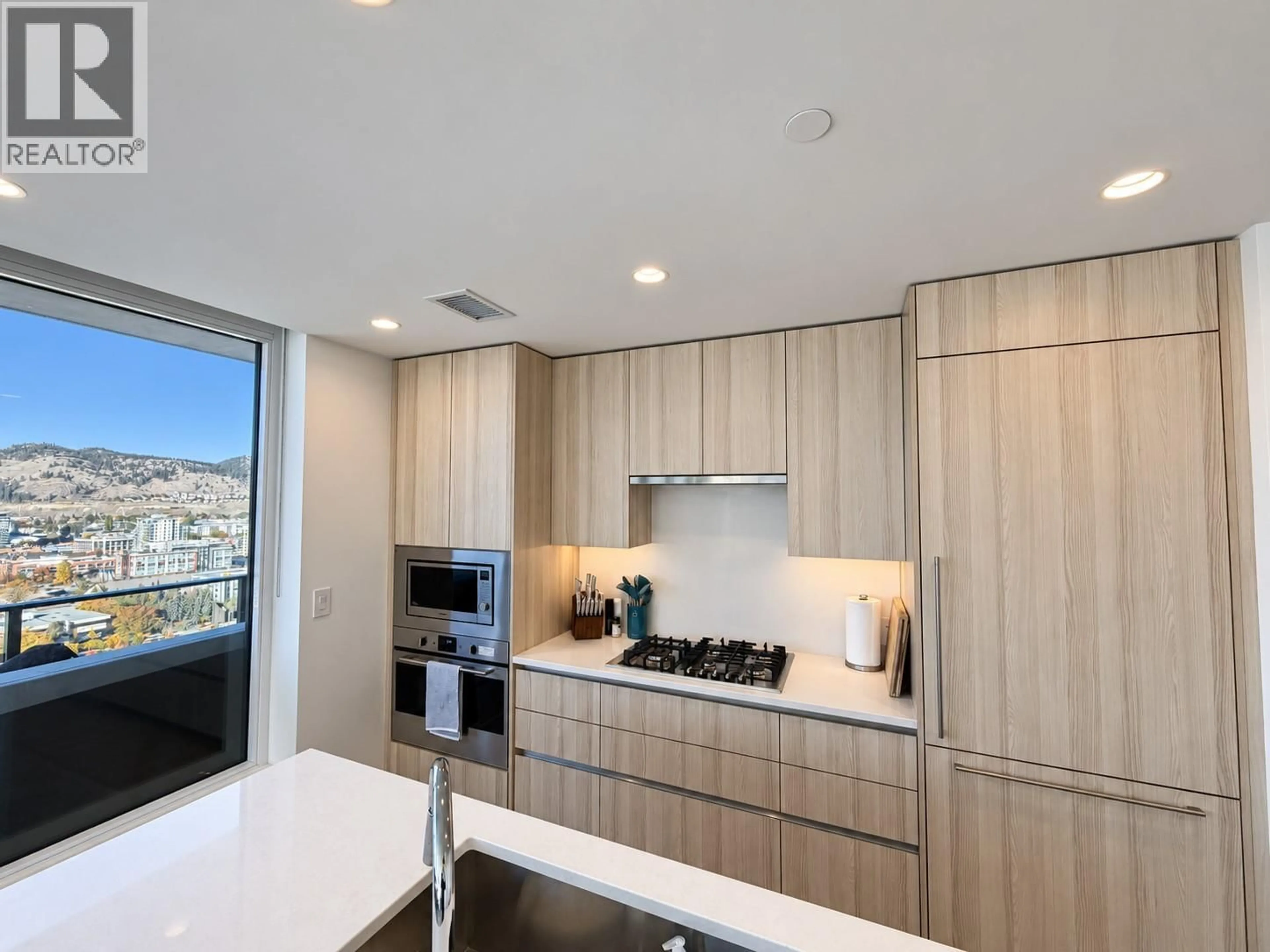 Contemporary kitchen, unknown for 2109 - 1626 WATER STREET, Kelowna British Columbia V1Y1J9