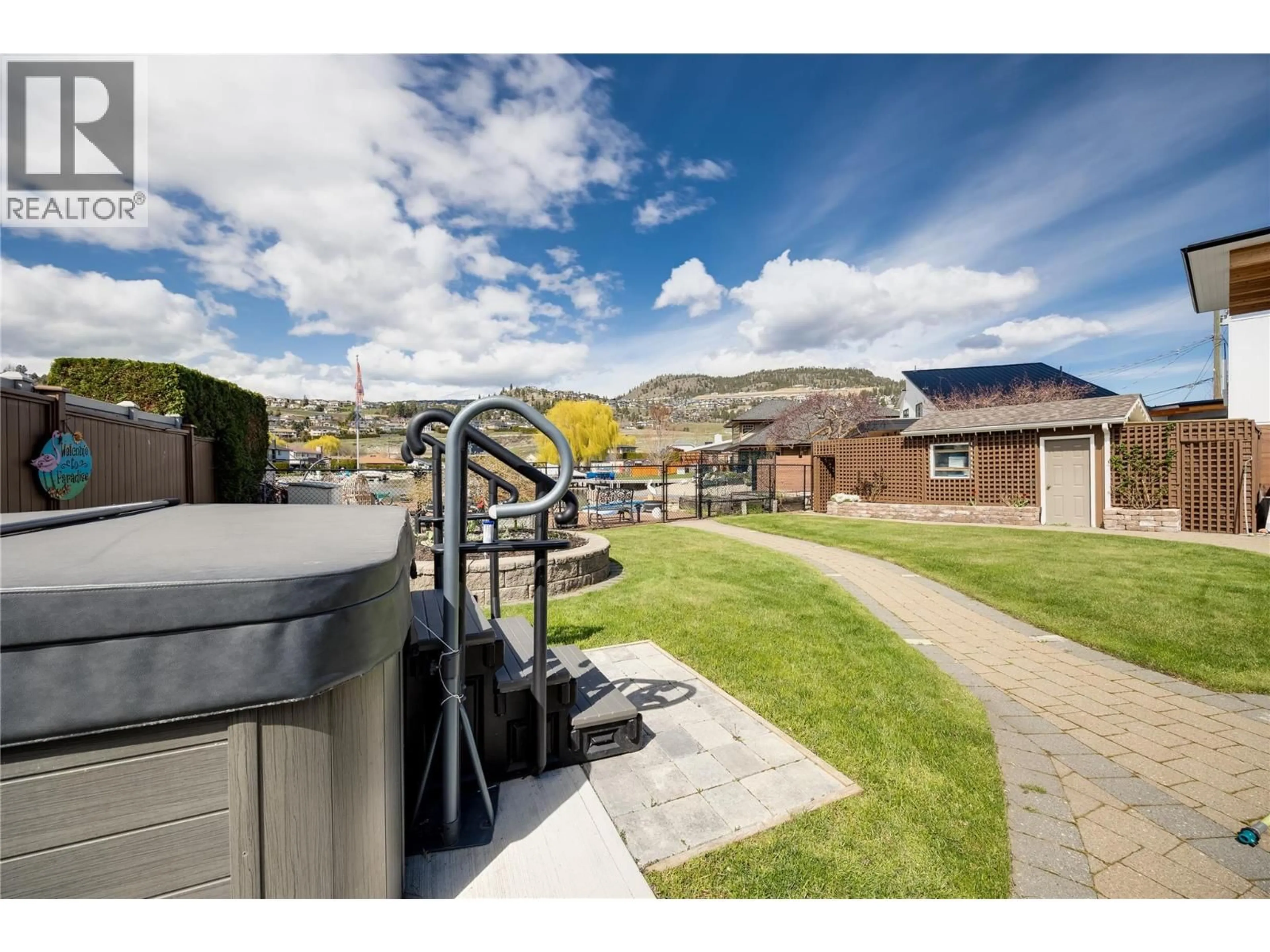 A pic from outside/outdoor area/front of a property/back of a property/a pic from drone, mountain view for 1350 GREEN BAY ROAD, West Kelowna British Columbia V4T2B6
