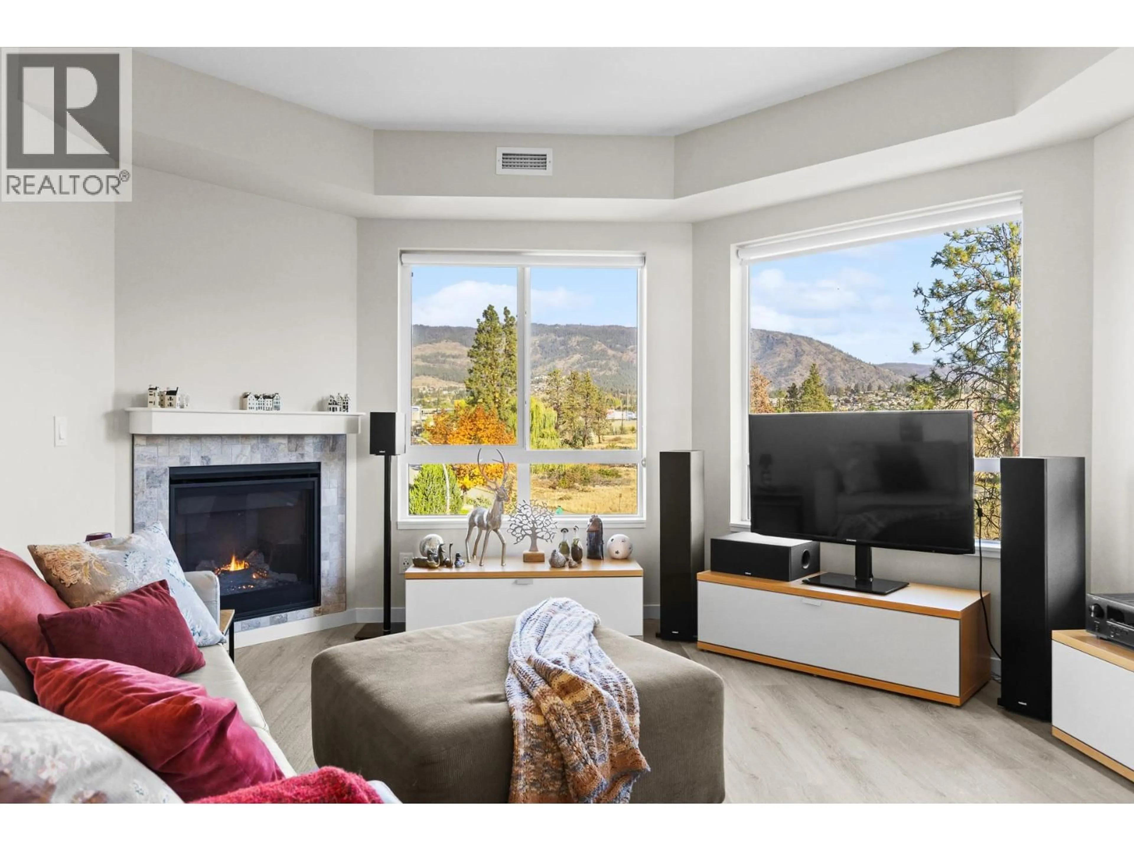 Living room with furniture, unknown for 307 - 2301 CARRINGTON ROAD, West Kelowna British Columbia V4T0E2