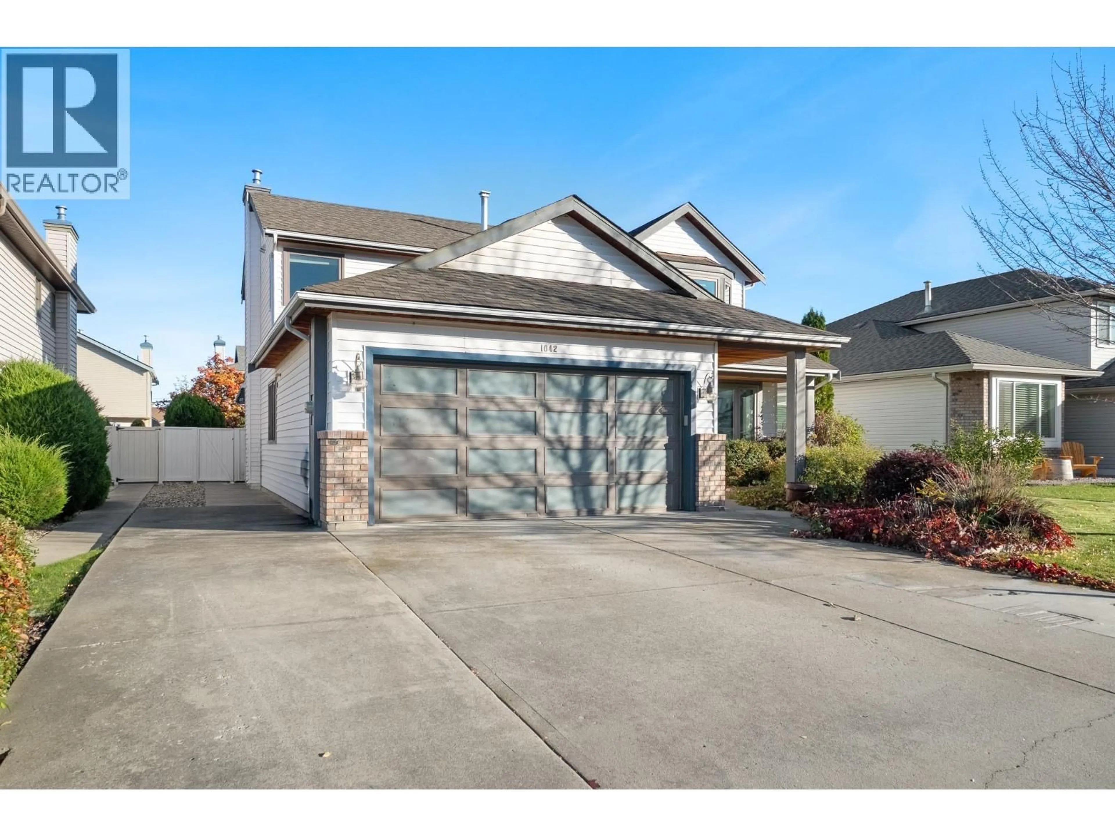 Indoor garage for 1042 WINTERGREEN DRIVE, Kelowna British Columbia V1Y9A3