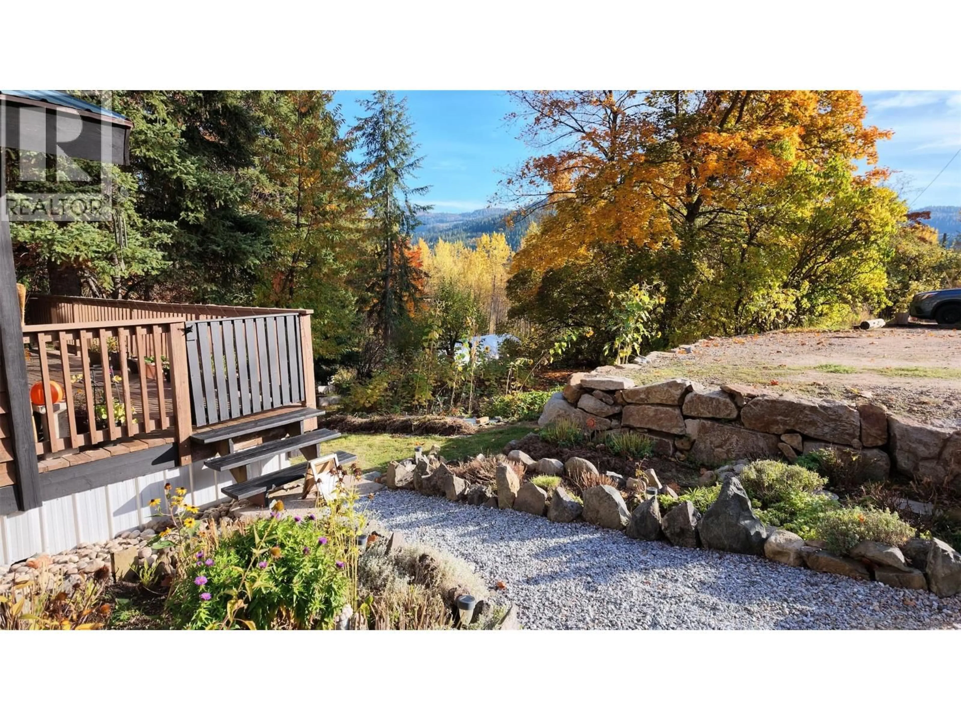 Patio, water/lake/river/ocean view for 1380 QUEEN STREET, Rossland British Columbia V0G1Y0