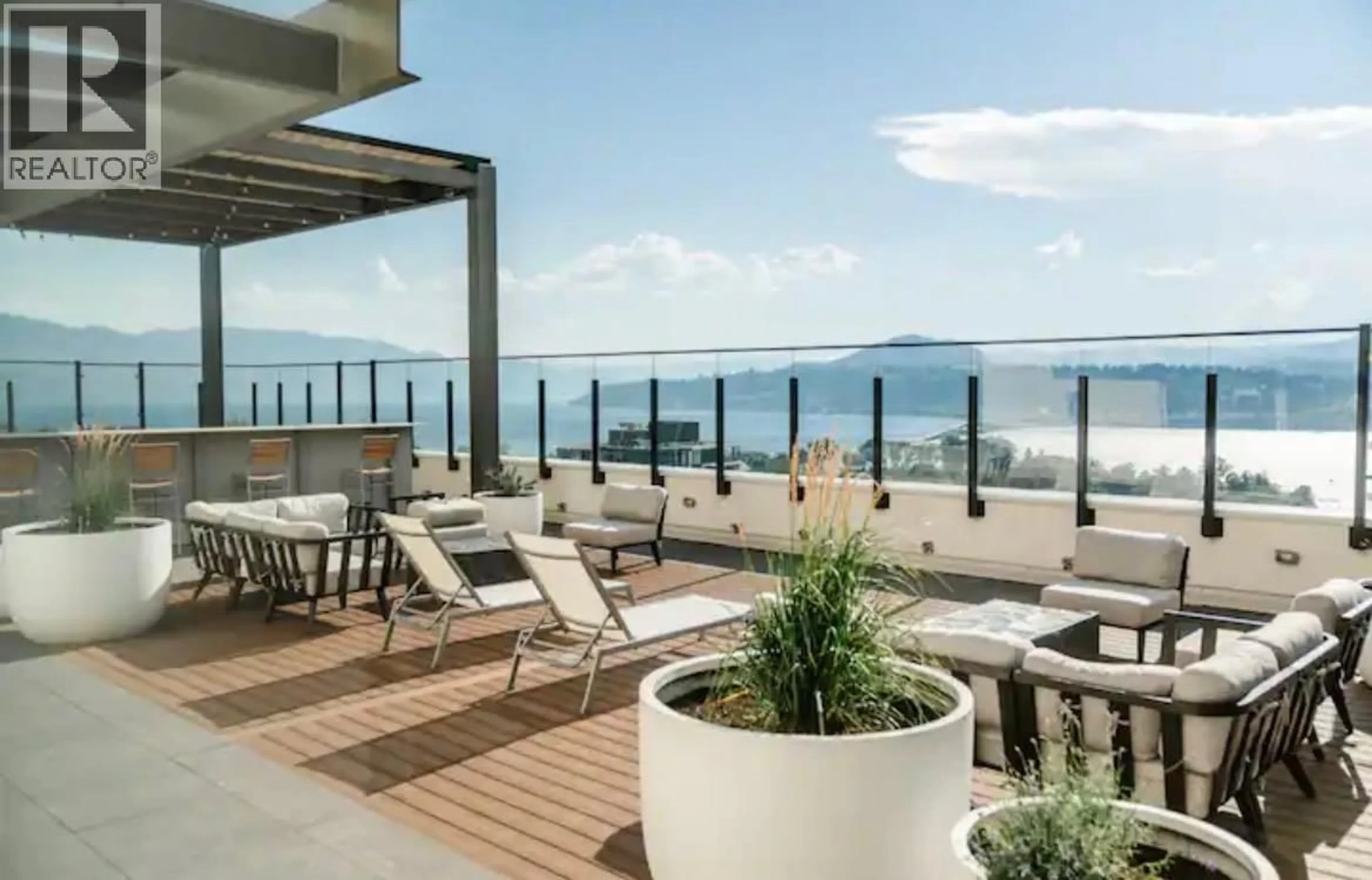 Patio, water/lake/river/ocean view for 1409 - 1471 ST PAUL STREET, Kelowna British Columbia V1Y2E4
