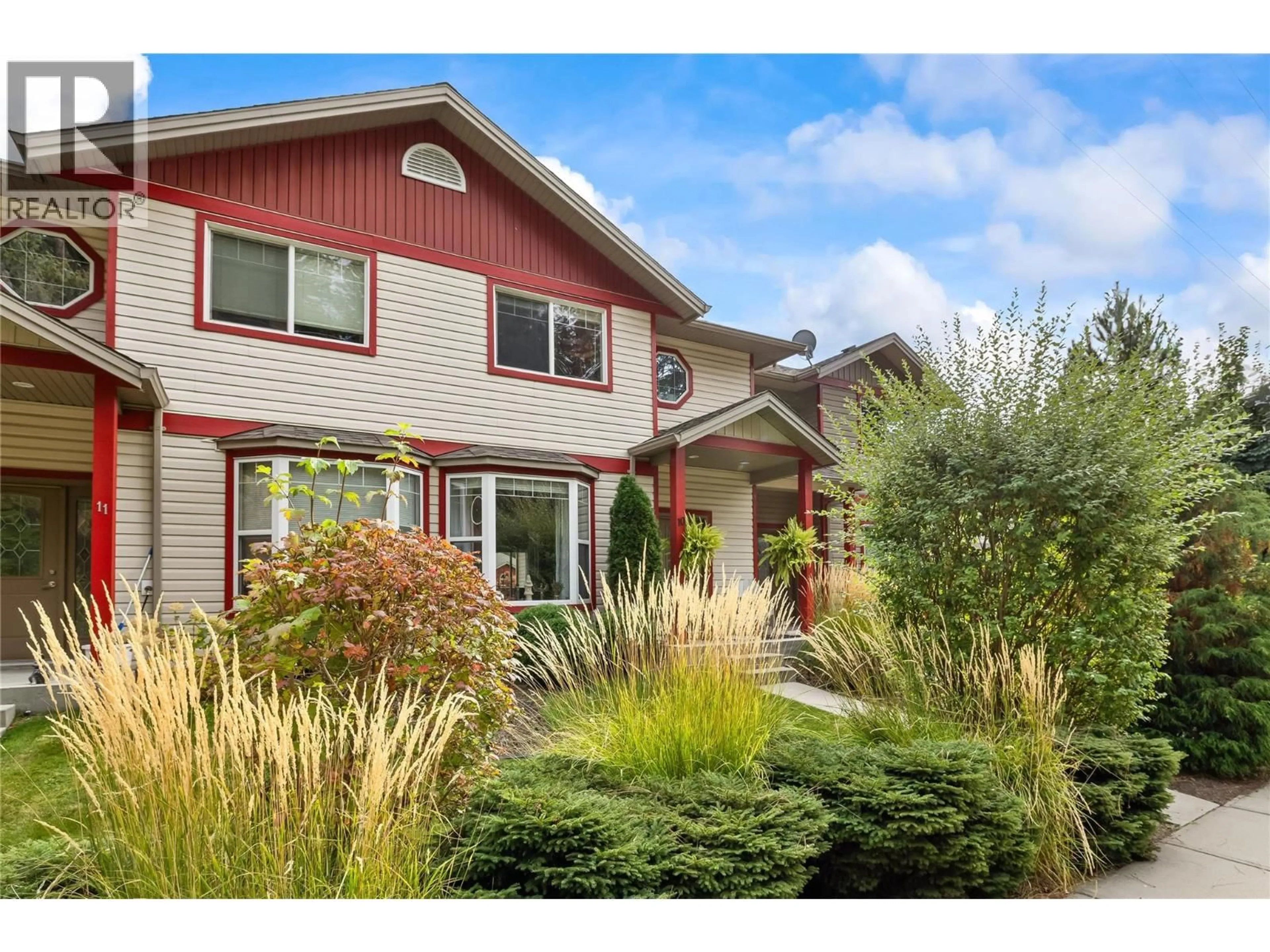 Home with vinyl exterior material, street for 10 - 3275 BROADVIEW ROAD, West Kelowna British Columbia V4T3C8