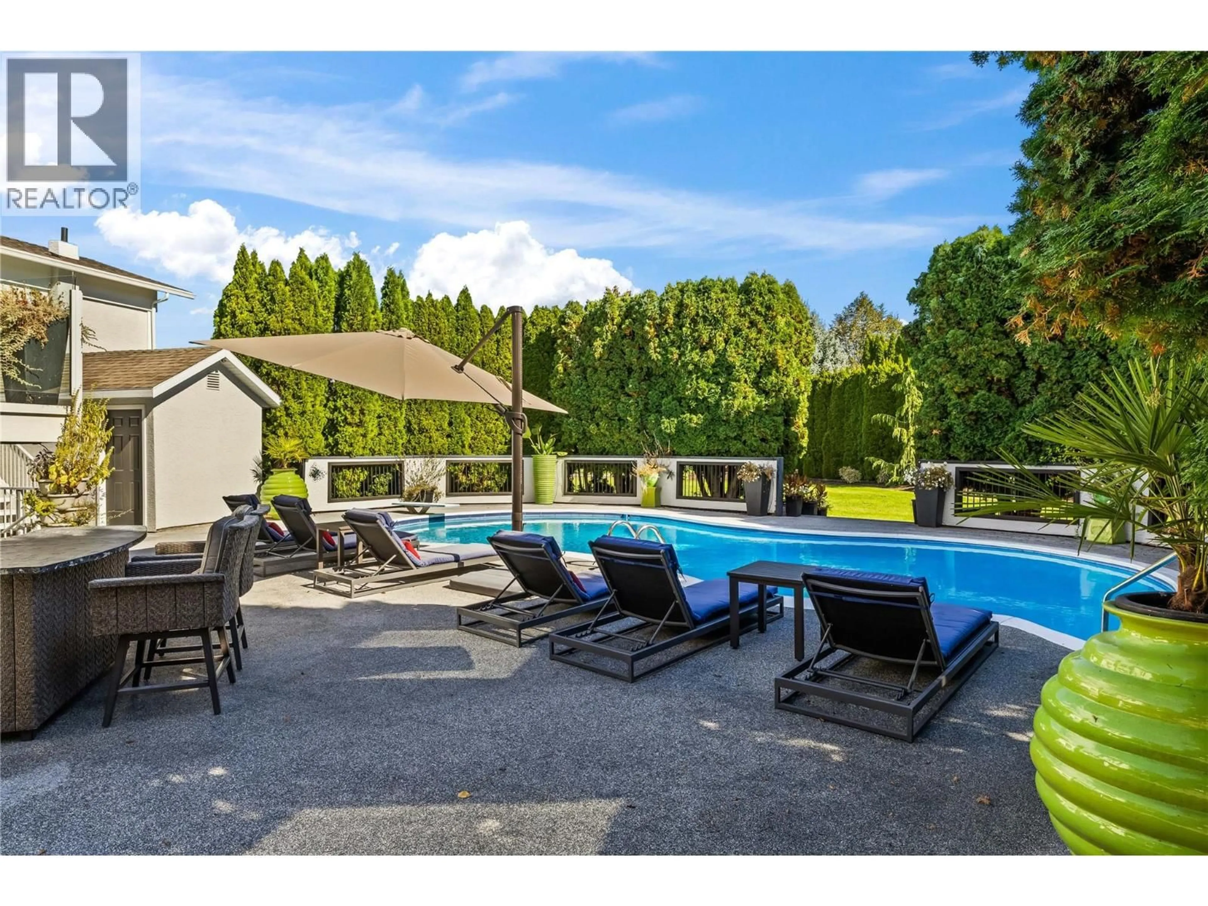 Pool for 771 TORRS ROAD, Kelowna British Columbia V1W1B4