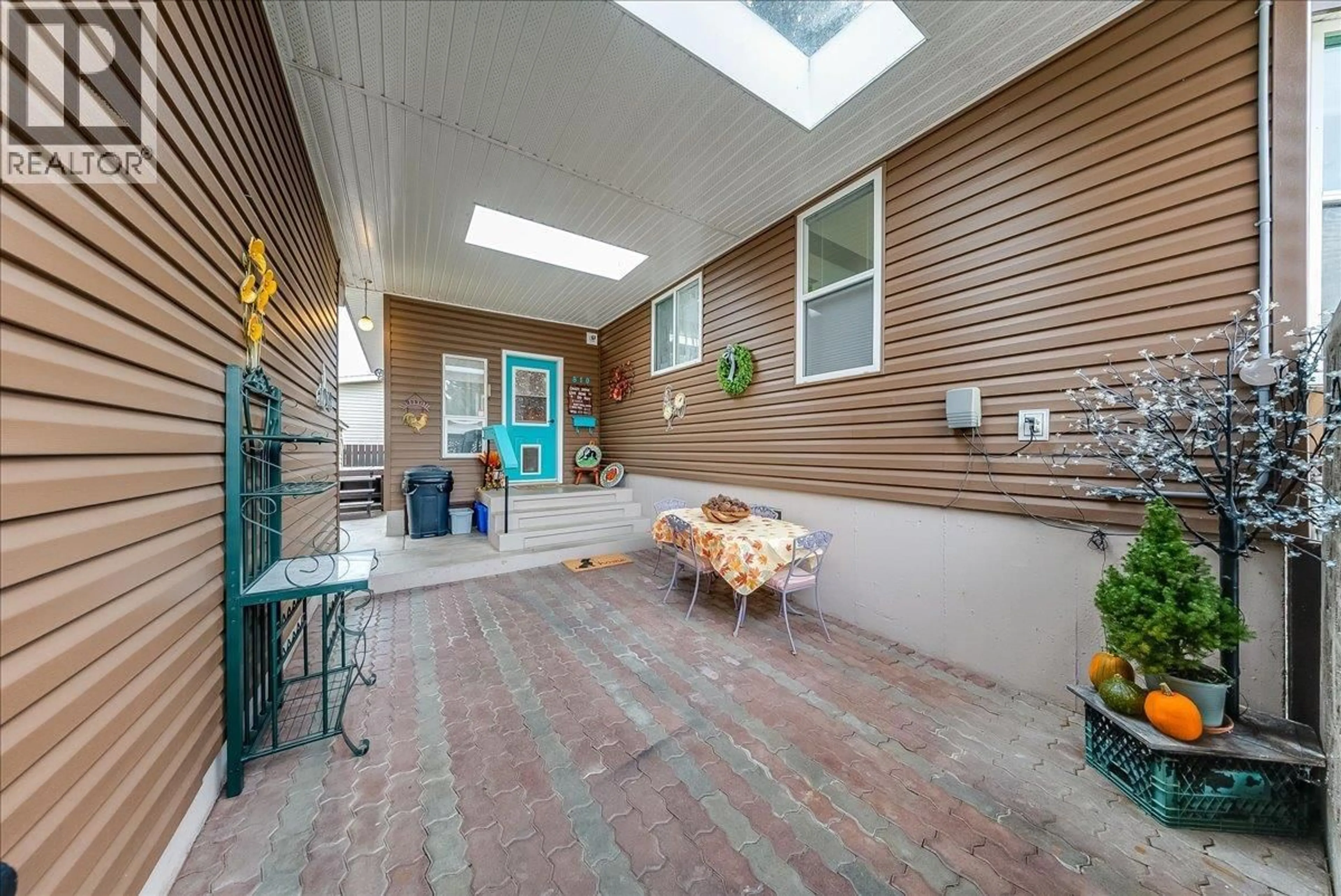 Unknown for 810 10TH AVENUE, Montrose British Columbia V0G1P0