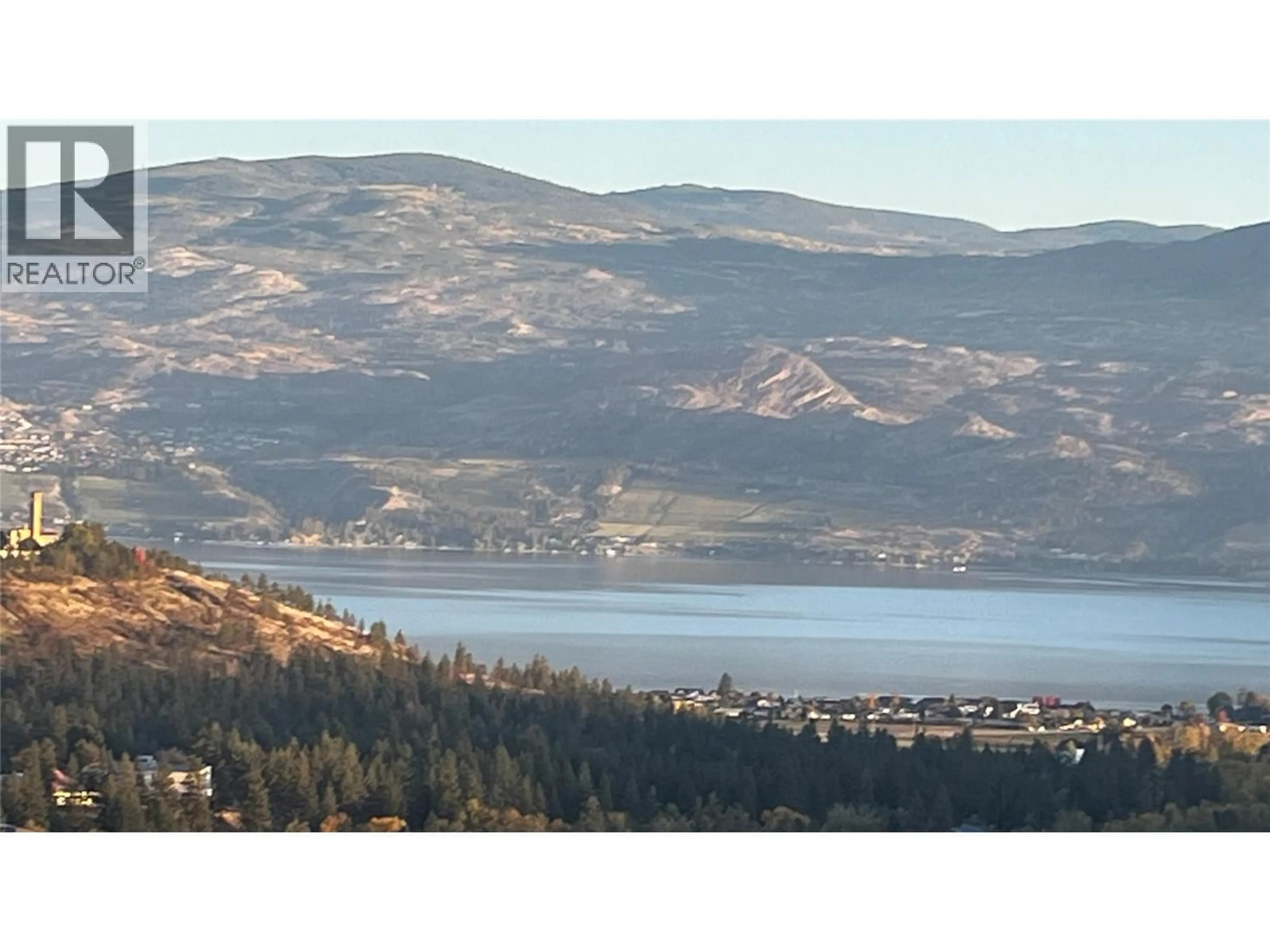 Blurry image for 3226 SUNSET PLACE, West Kelowna British Columbia V4T1S3