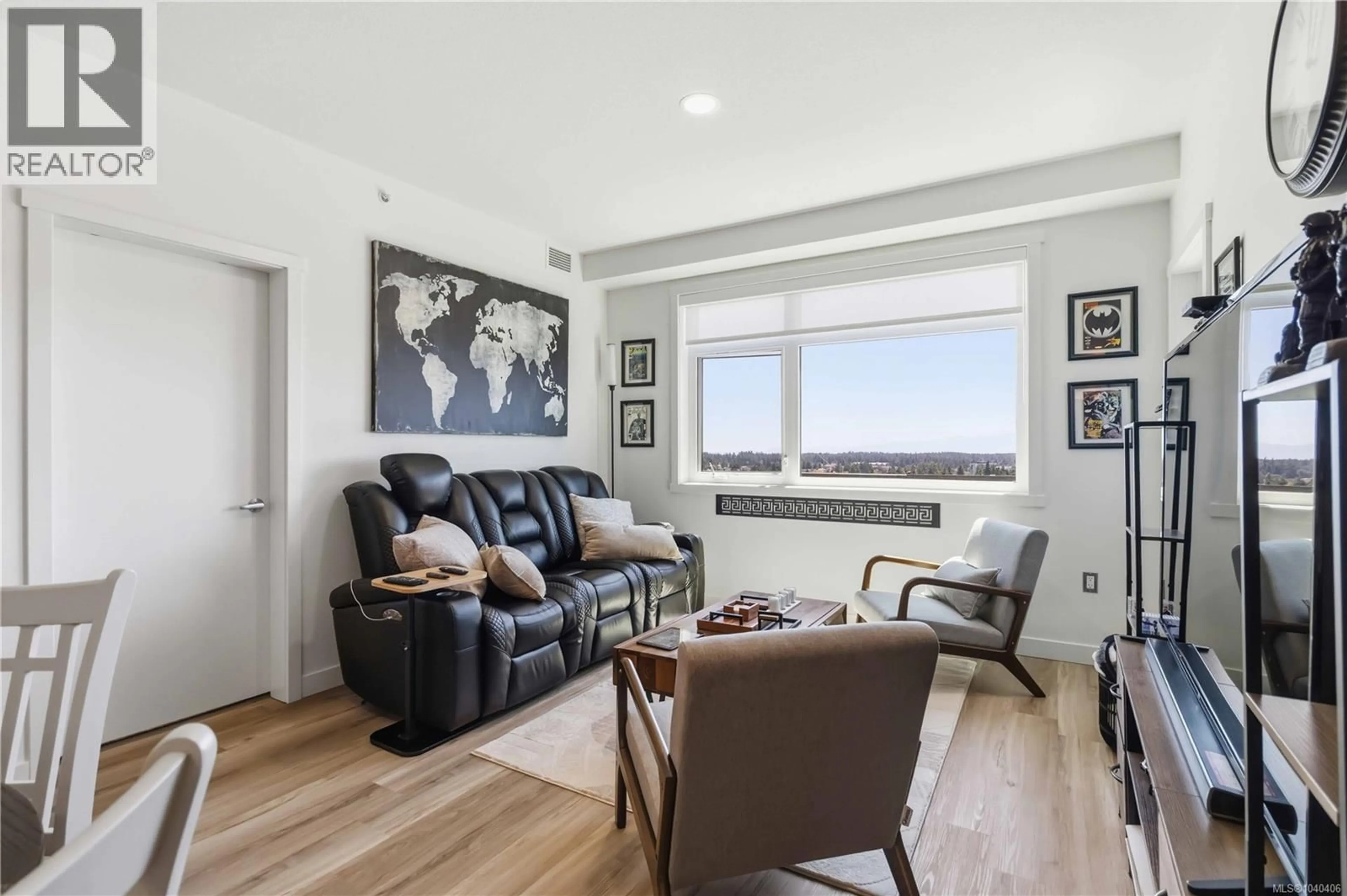 Living room with furniture, unknown for 622 - 2390 CITY GATE BOULEVARD, Langford British Columbia V9B7A6