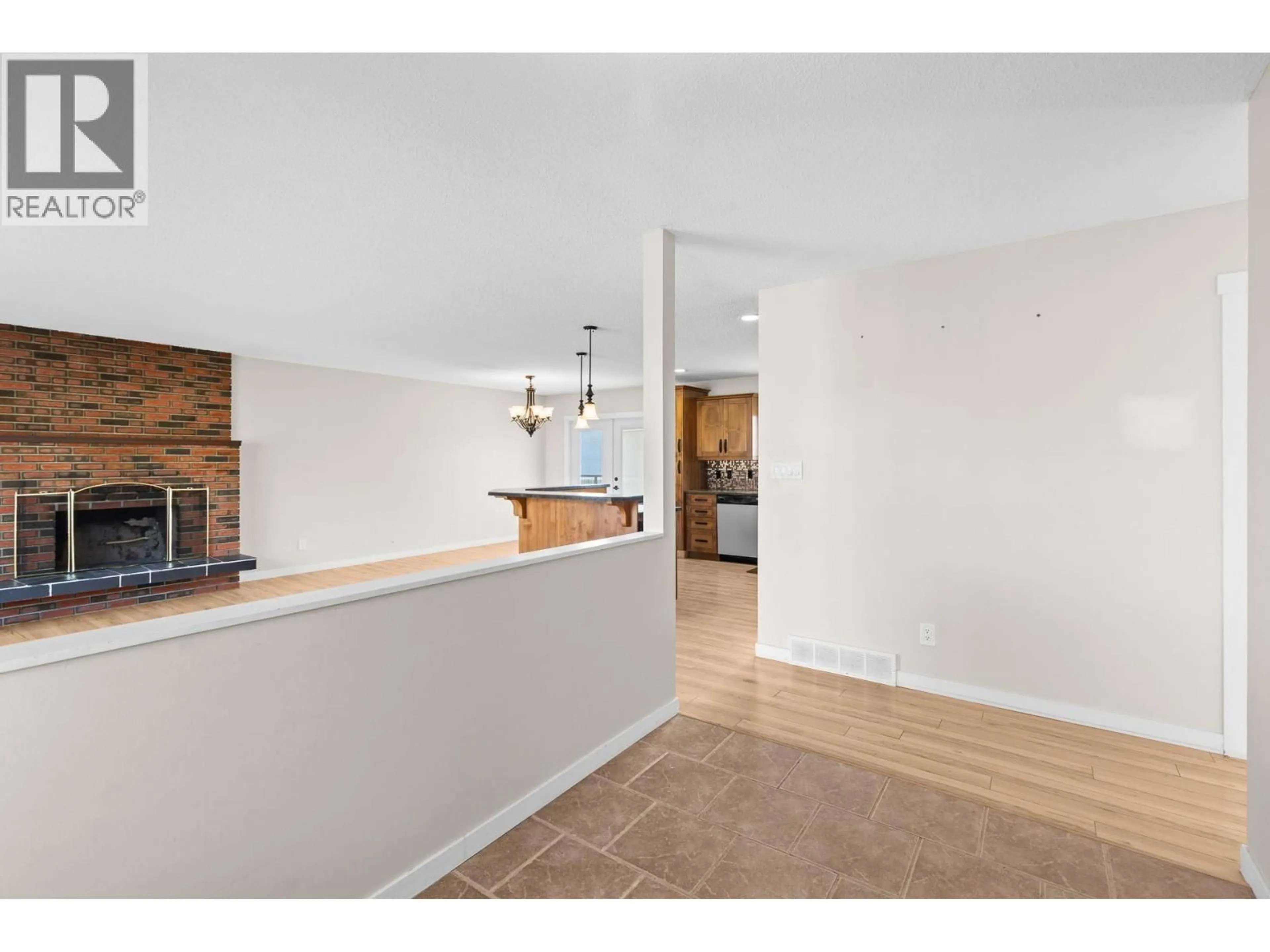 Unknown for 2582 NEUFELD CRESCENT, West Kelowna British Columbia V4T1P2