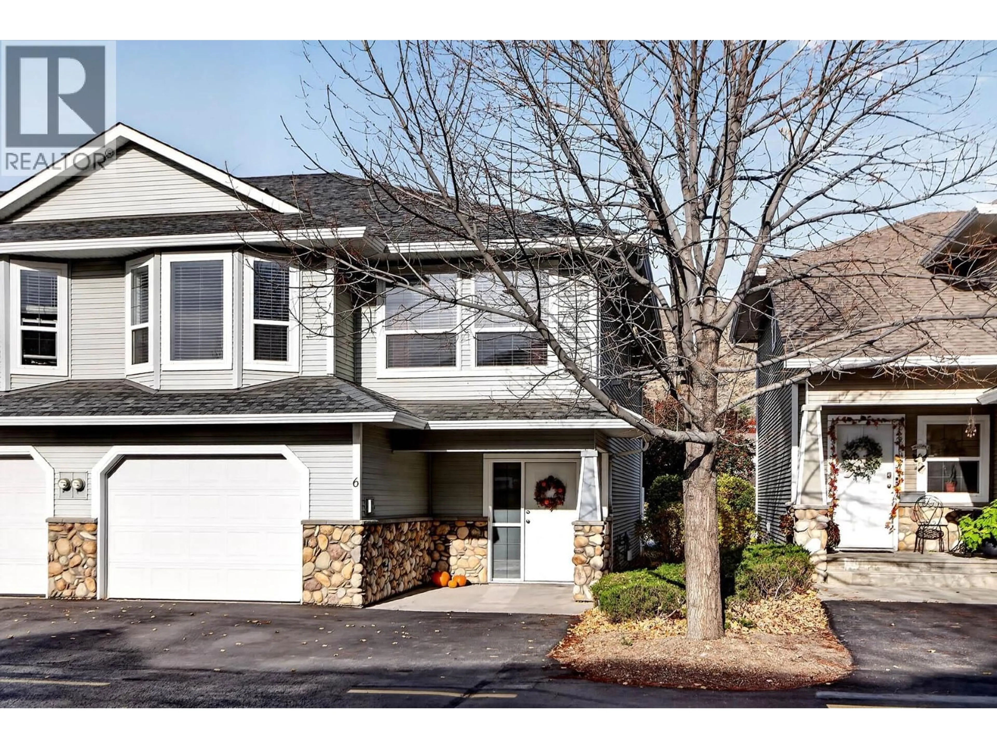 Home with vinyl exterior material, street for 6 - 1104 QUAIL DRIVE, Kamloops British Columbia V2B8S6