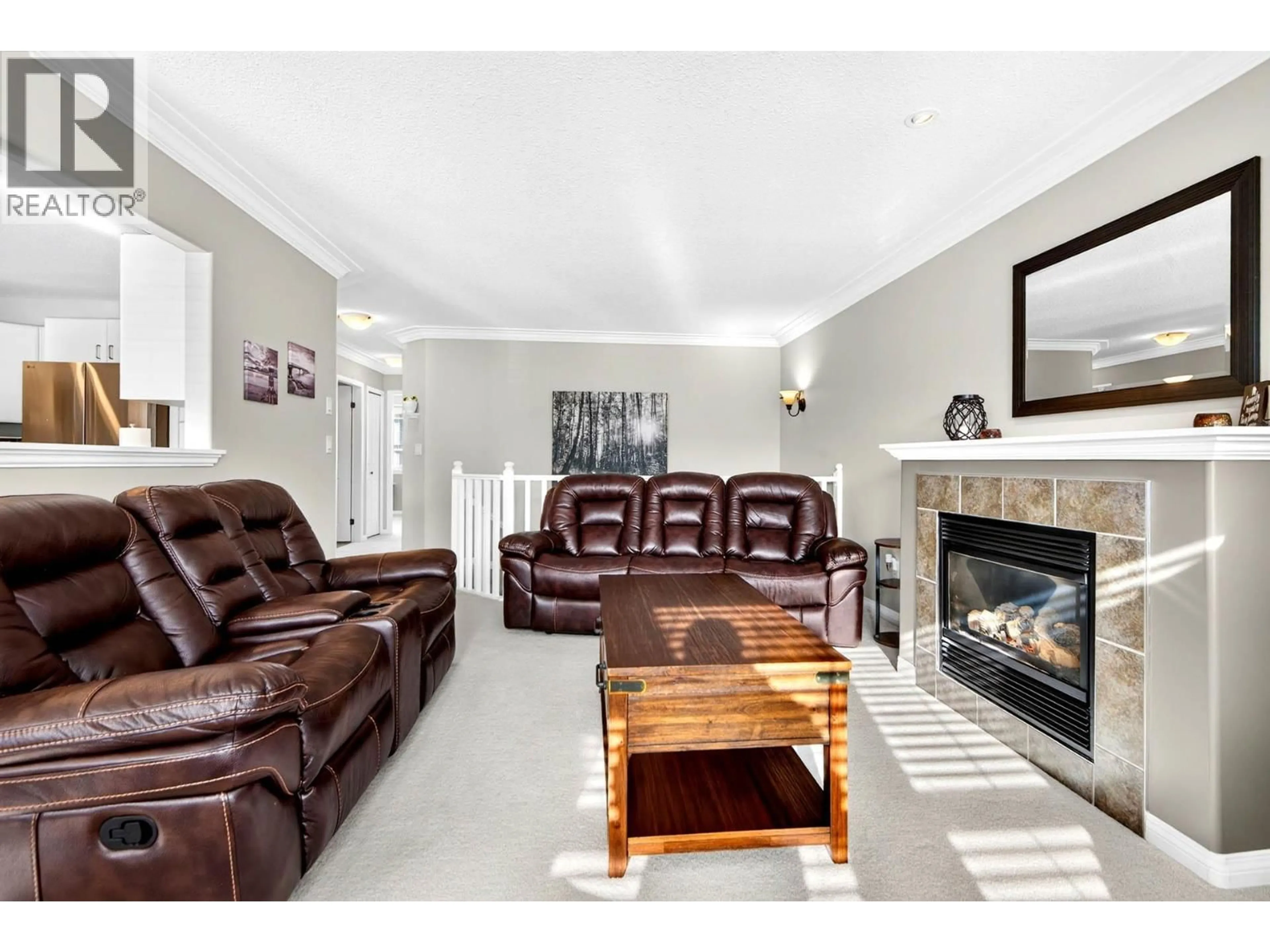 Living room with furniture, unknown for 6 - 1104 QUAIL DRIVE, Kamloops British Columbia V2B8S6