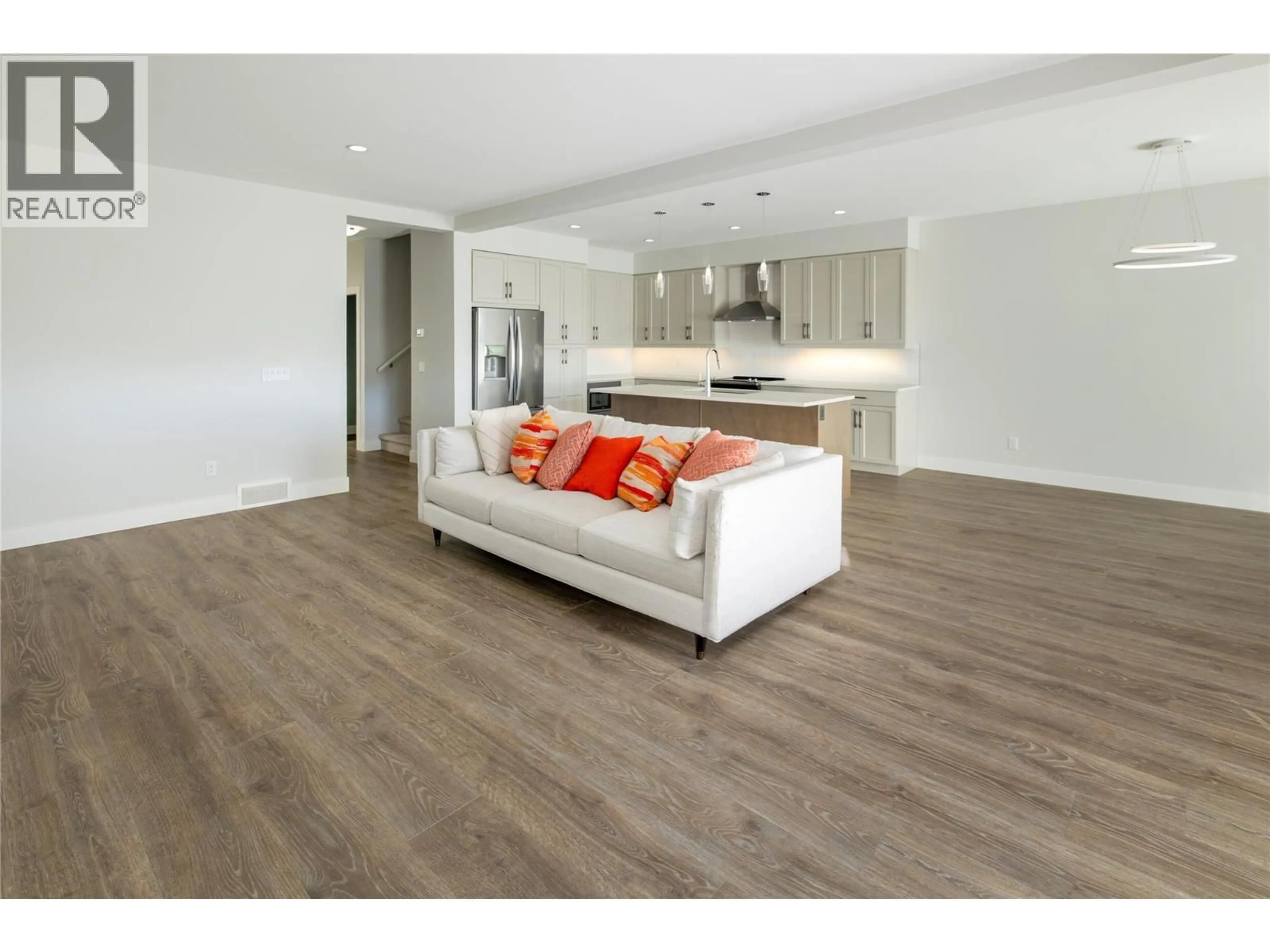 Unknown for 3370 HAWKS CRESCENT, Westbank British Columbia V4T0A7