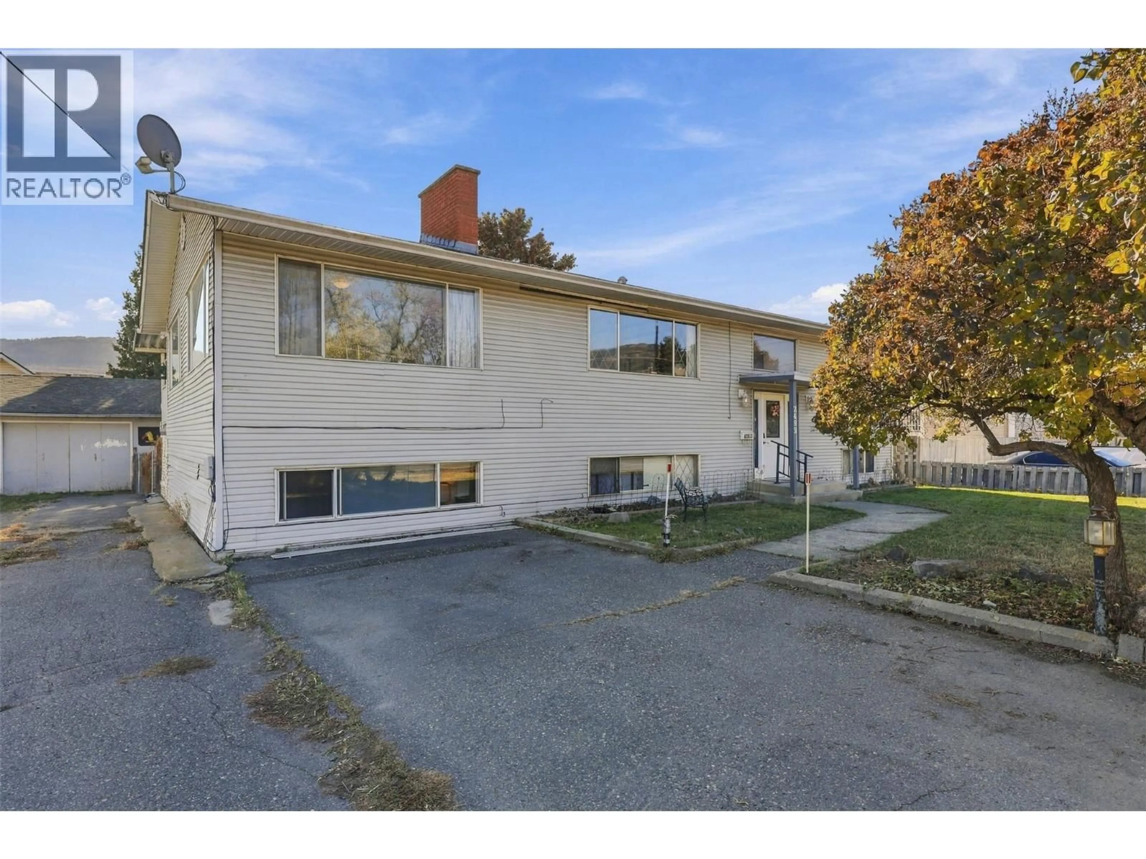 Unknown for 2499 FLEETWOOD AVENUE, Kamloops British Columbia V2B4T1