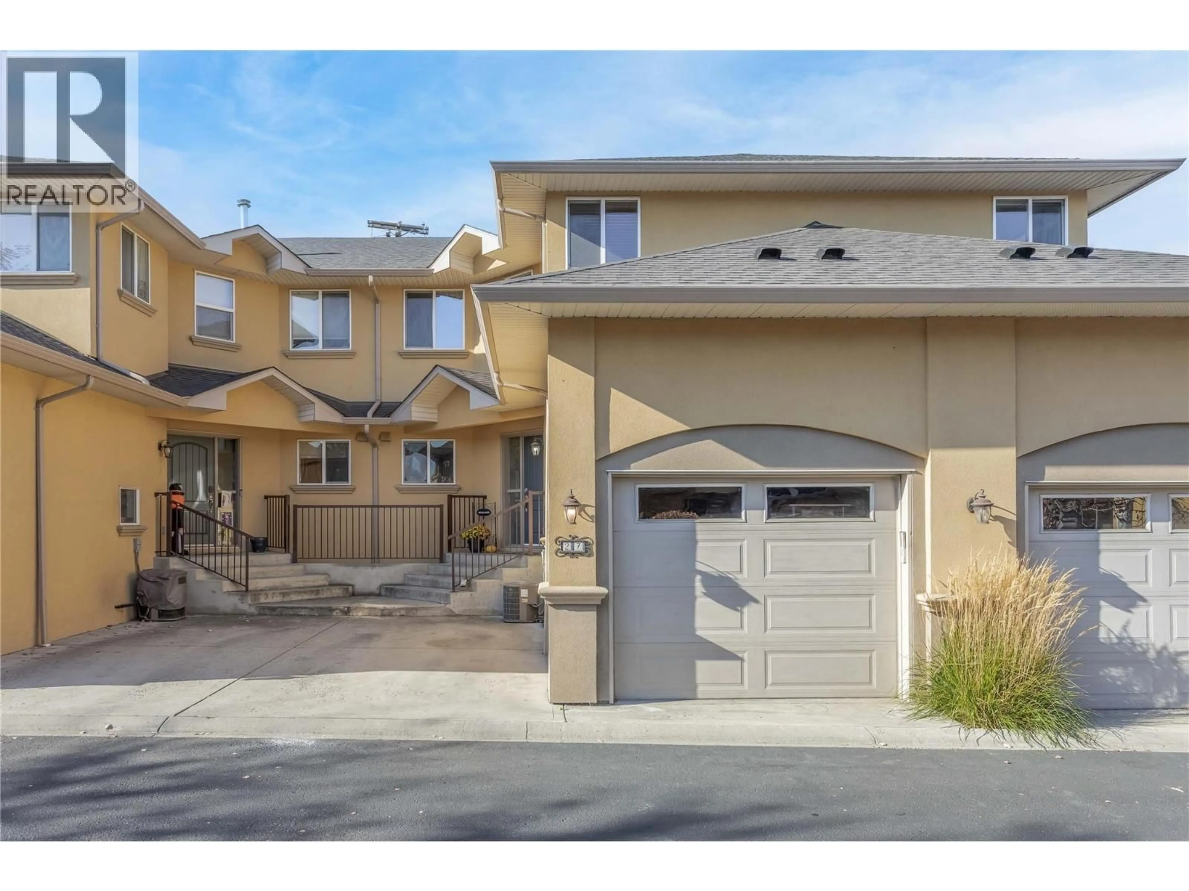 Unknown for 27 - 218 GLEN PARK DRIVE, Kelowna British Columbia V1V2W3
