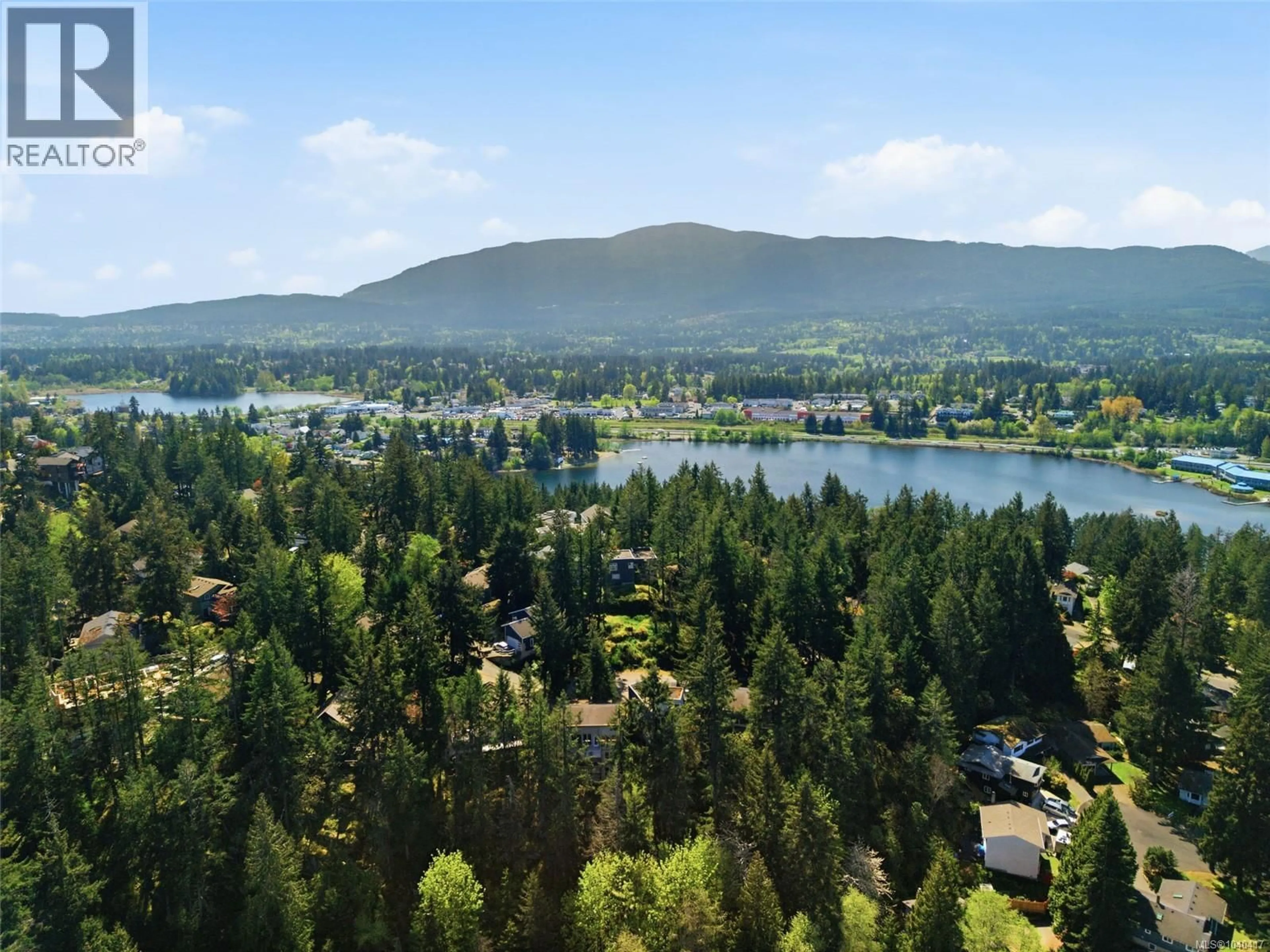 A pic from outside/outdoor area/front of a property/back of a property/a pic from drone, water/lake/river/ocean view for 541 CHARFINCH PLACE, Nanaimo British Columbia V9T5A4