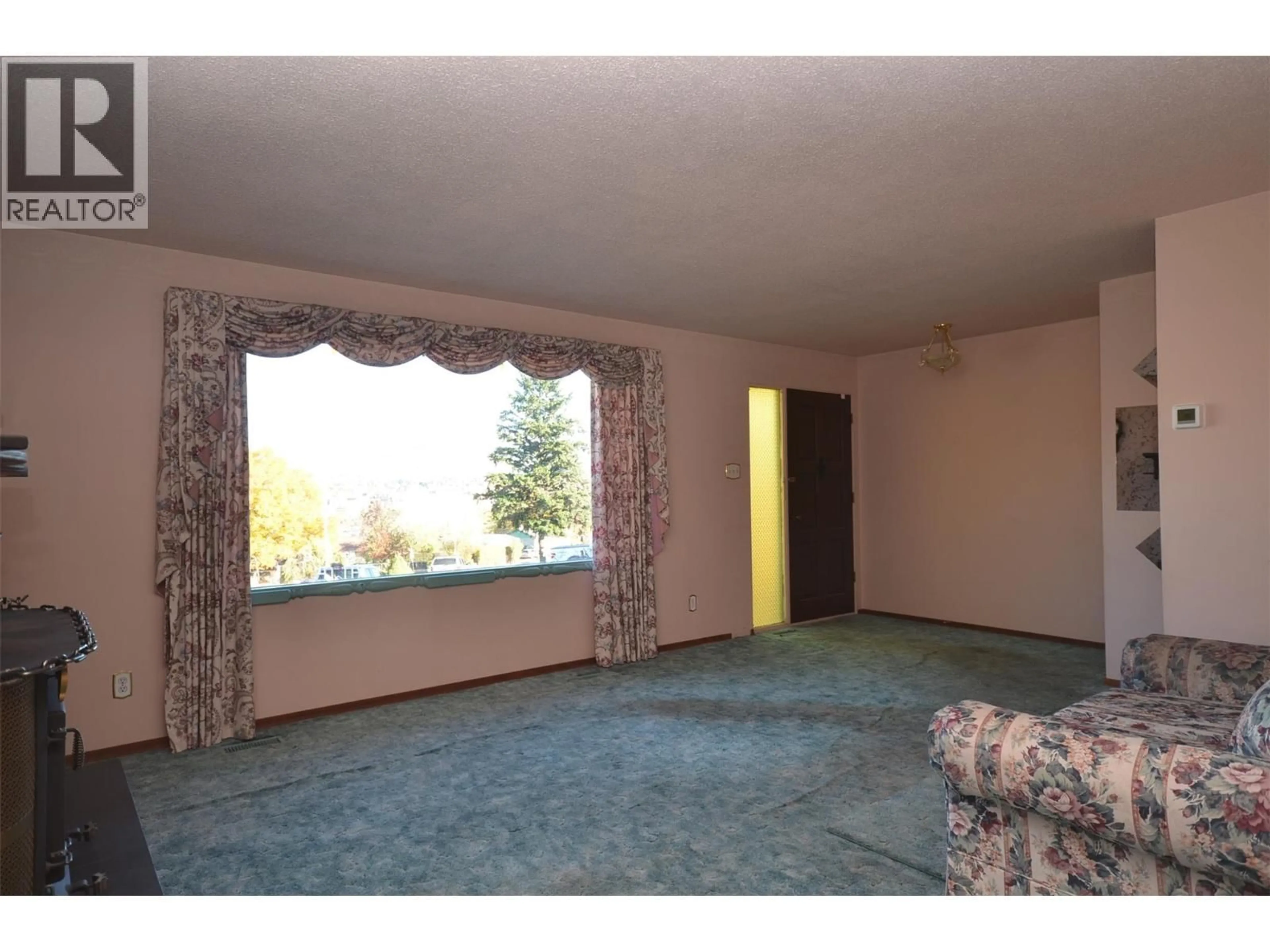 A pic of a room for 3706 21 AVENUE, Vernon British Columbia V1T1H6