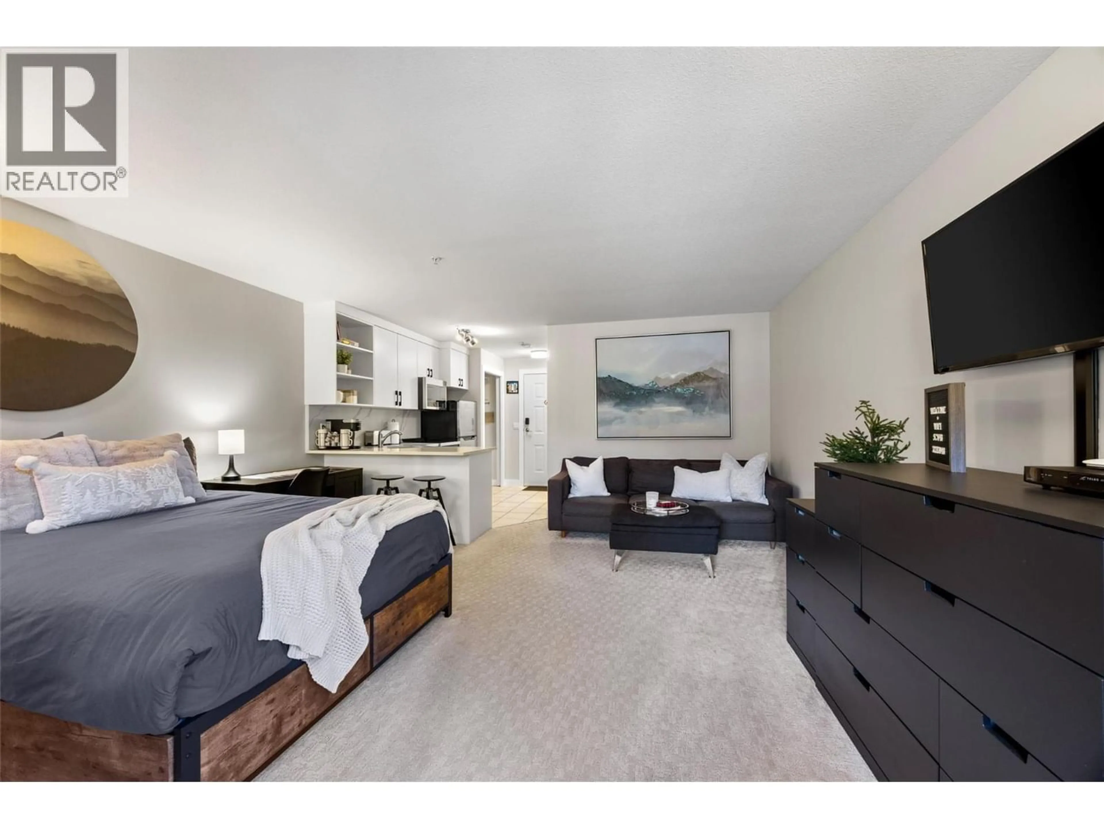 A pic of a room for 46 - 3320 VILLAGE PLACE, Sun Peaks British Columbia V0E5N0