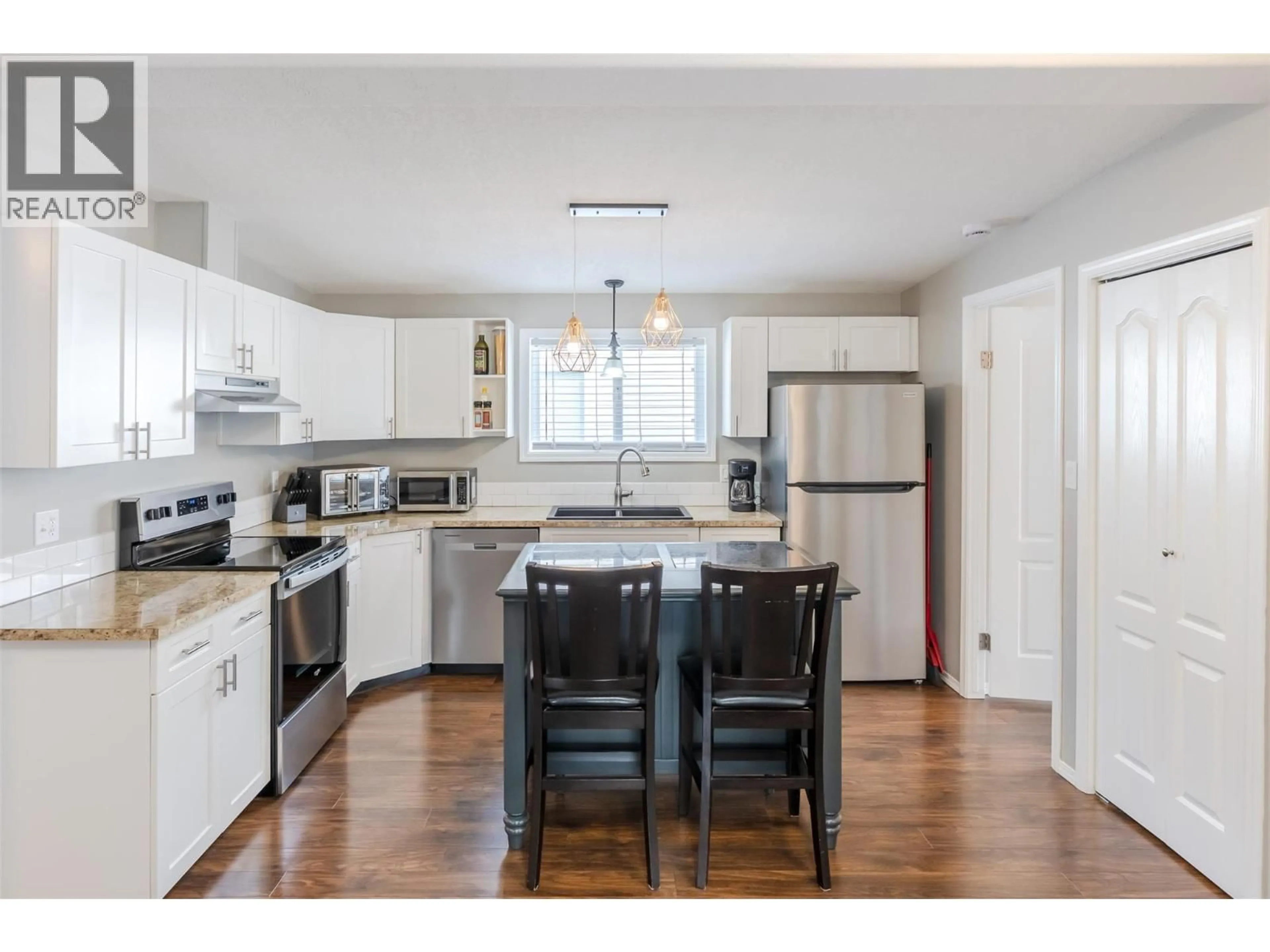 Open concept kitchen, unknown for 44 - 8598 HIGHWAY 97 OTHER, Oliver British Columbia V0H1T2