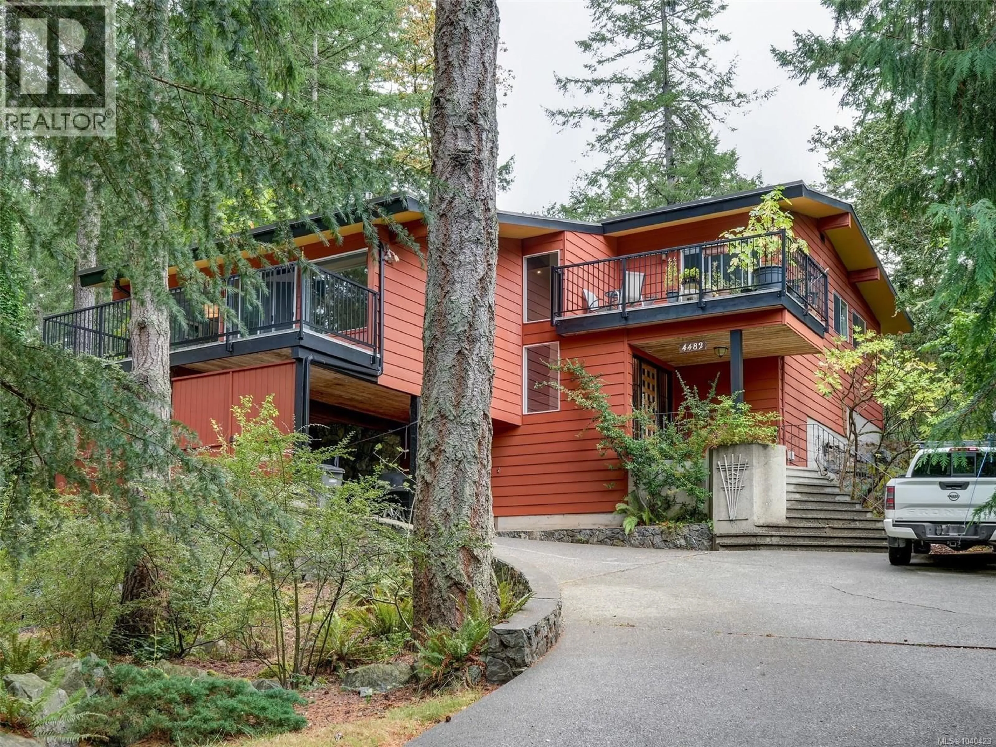 Unknown for 4482 EMILY CARR DRIVE, Saanich British Columbia V8X2N6