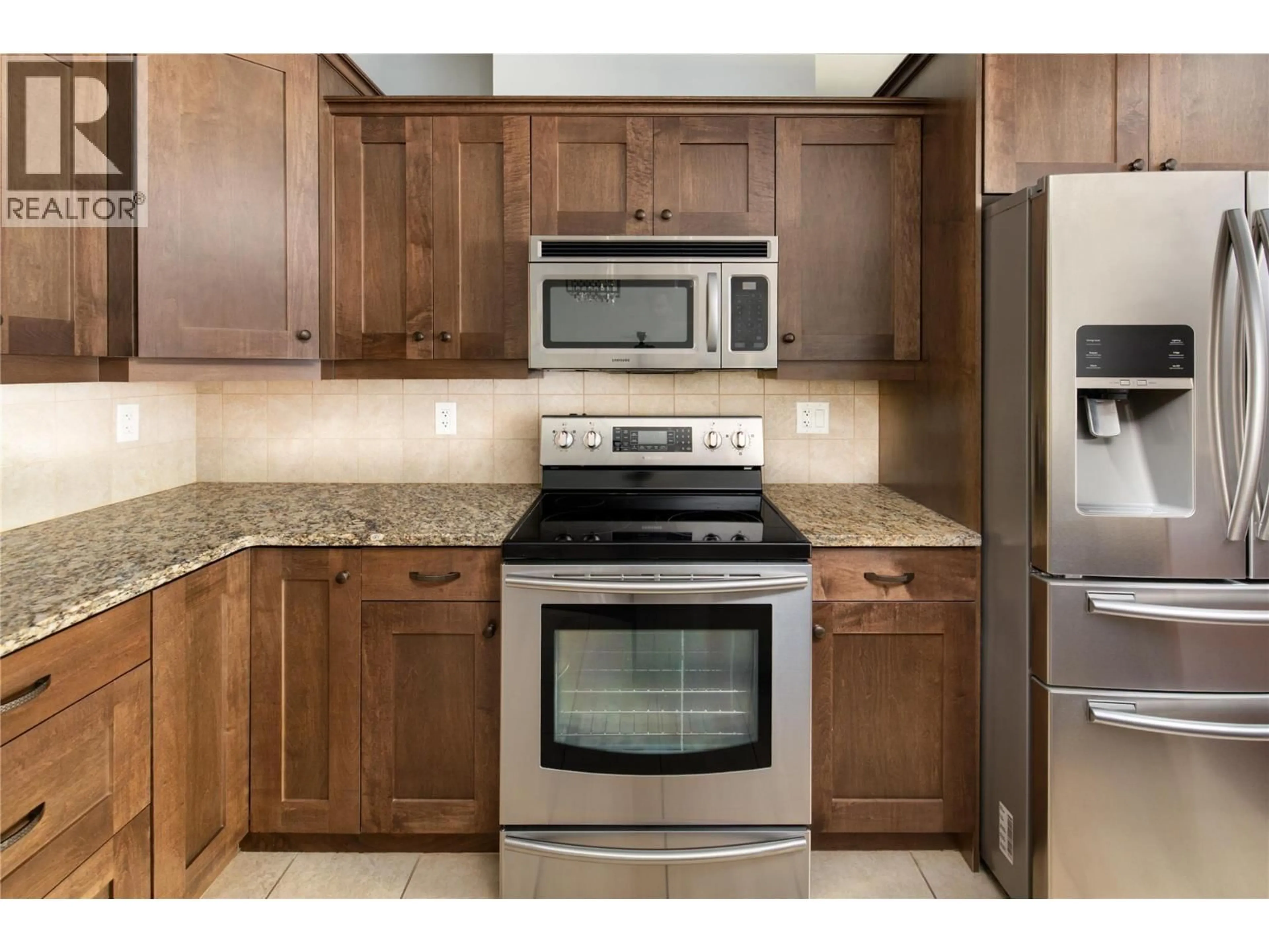 Standard kitchen, ceramic/tile floor for 405 - 2470 TUSCANY DRIVE, Shannon Lake British Columbia V4T3G8