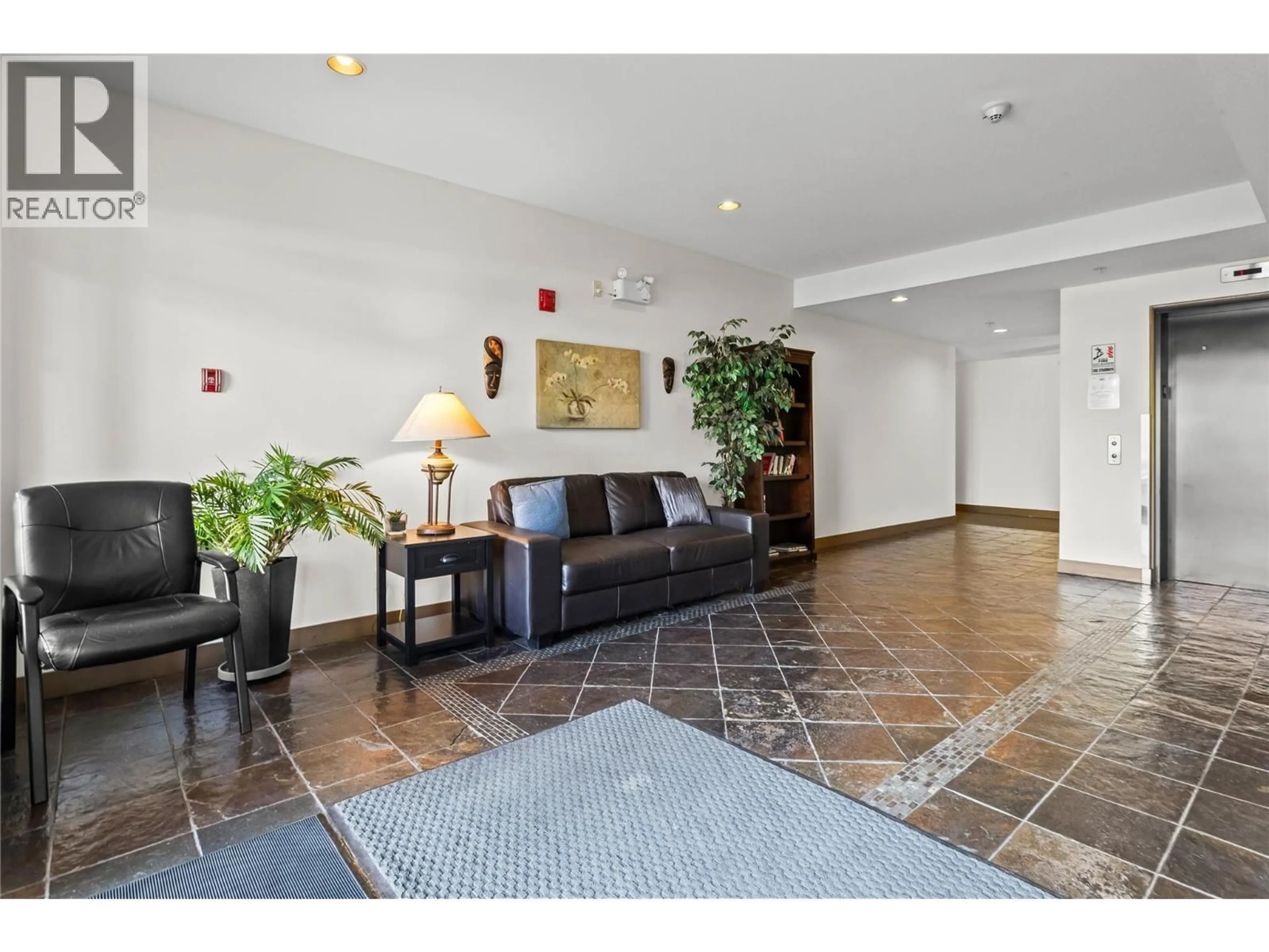 Lobby for 311 - 3533 CARRINGTON ROAD, West Kelowna British Columbia V4T2Z9