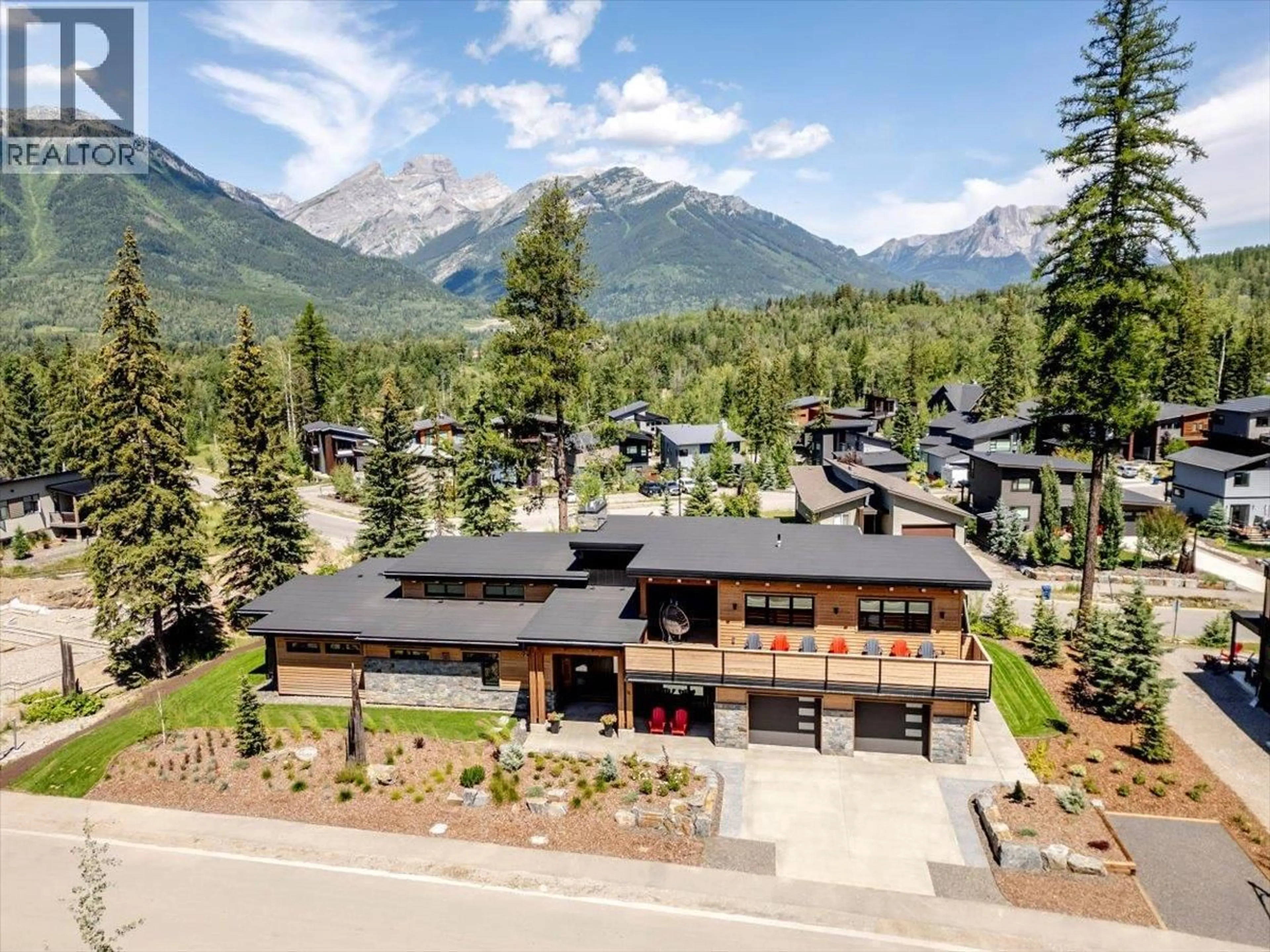 A pic from outside/outdoor area/front of a property/back of a property/a pic from drone, mountain view for 16 MORRISSEY COURT, Fernie British Columbia V0B1M4