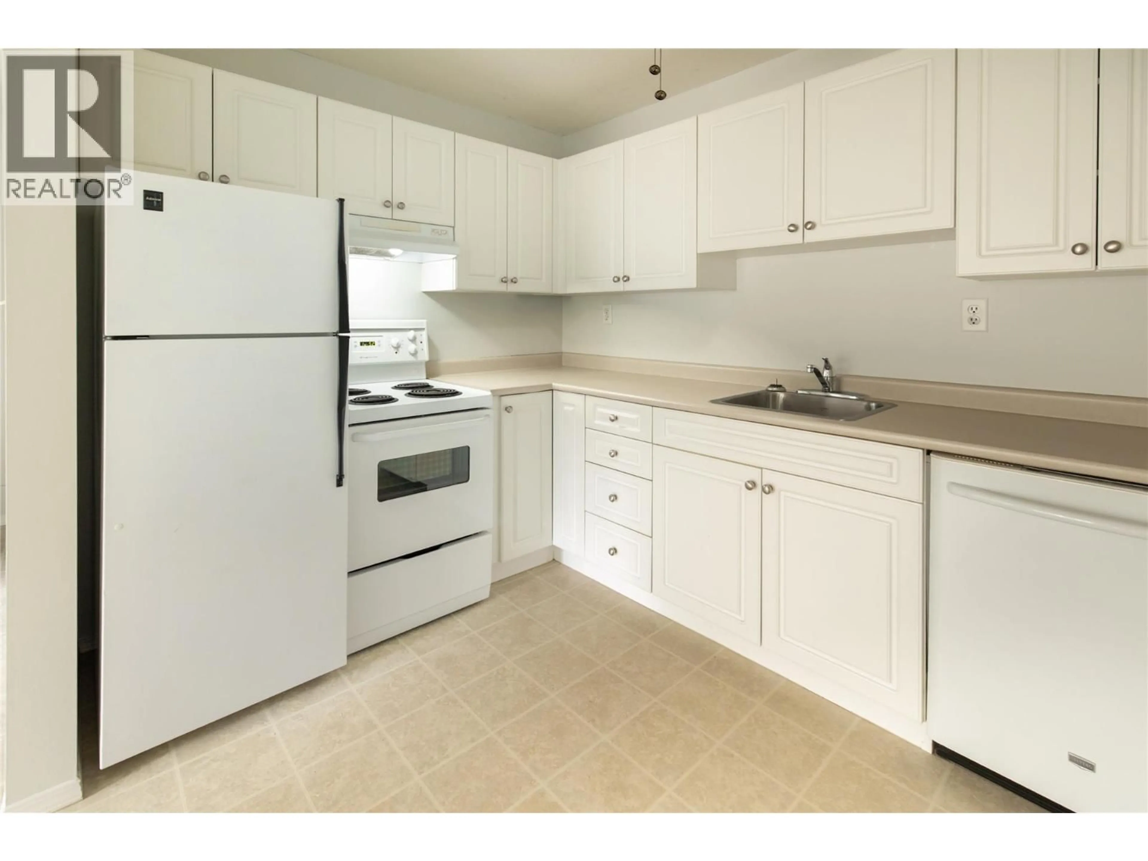 Standard kitchen, unknown for 207 - 435 FRANKLYN ROAD, Kelowna British Columbia V1X5X8
