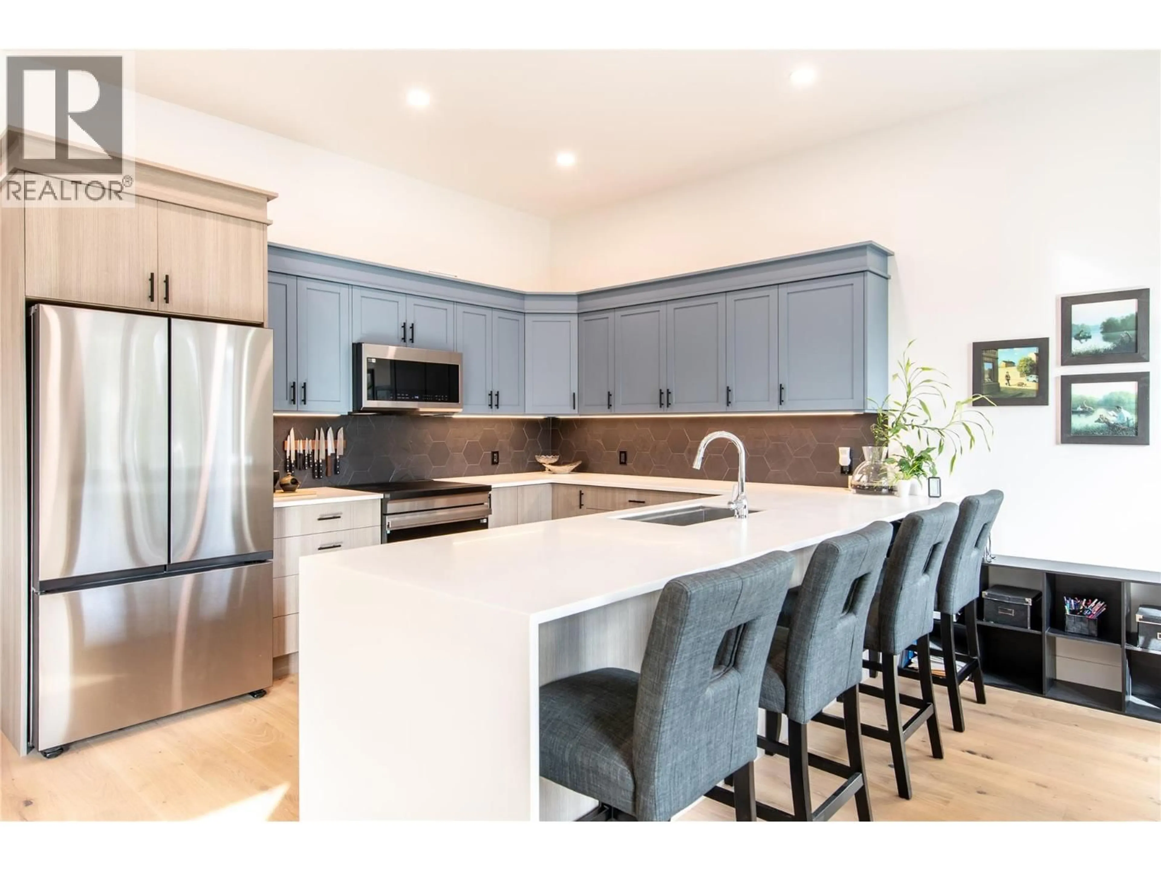Open concept kitchen, unknown for 1545 QUARTZ CRESCENT, Golden British Columbia V0A1H3