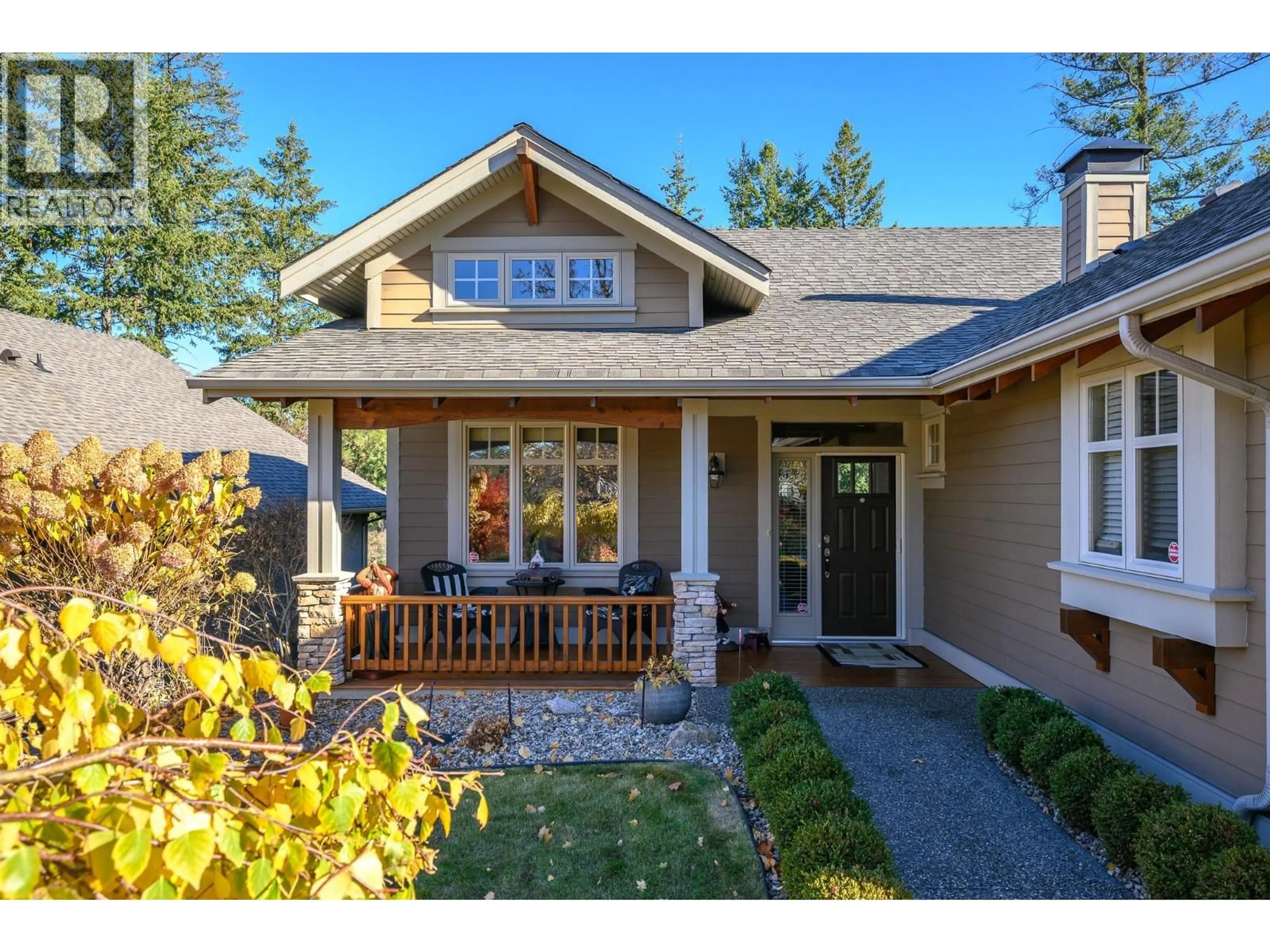 Home with vinyl exterior material, street for 142 DORMIE PARK CRESCENT, Vernon British Columbia V1H1Y7
