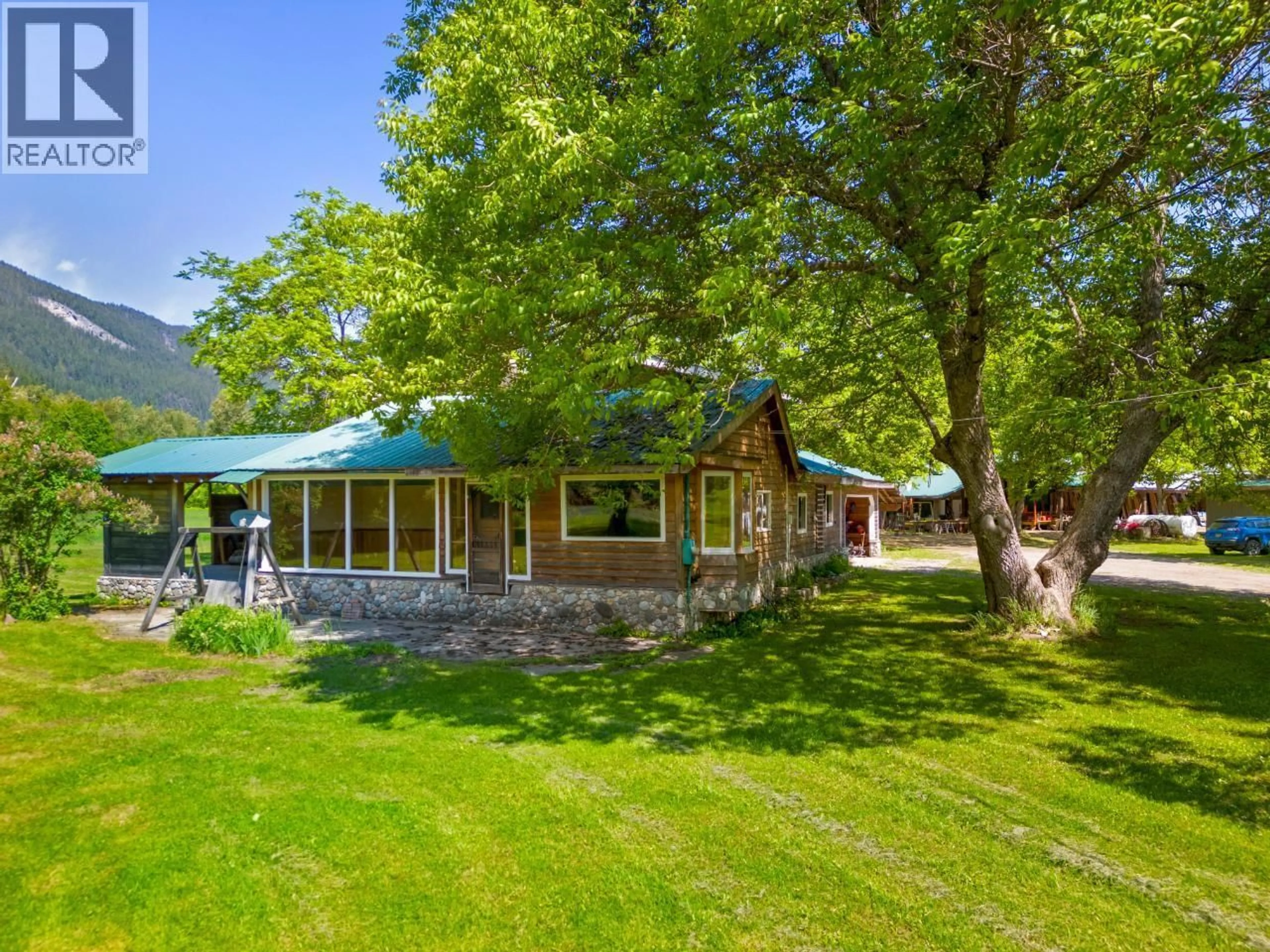 A pic from outside/outdoor area/front of a property/back of a property/a pic from drone, mountain view for 209 LARDEAU RIVER ROAD, Lardeau British Columbia V0G1N0