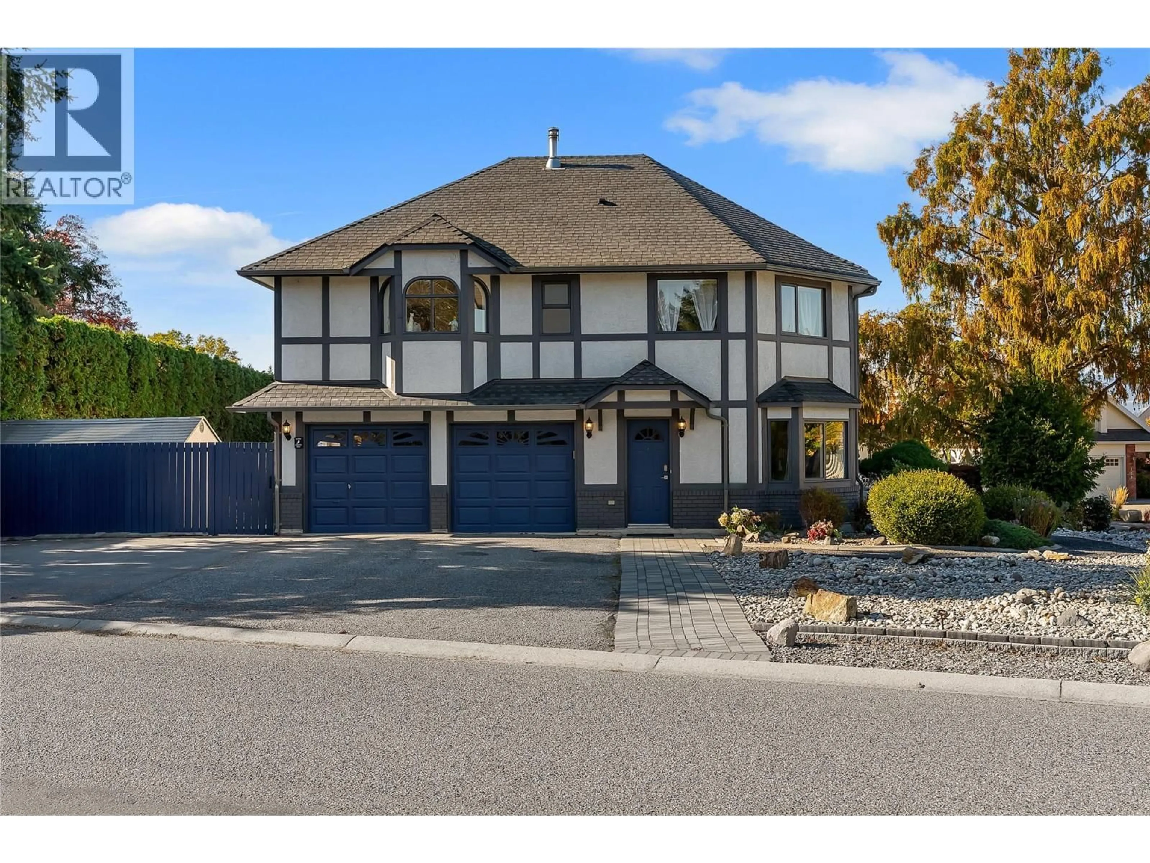 Unknown for 437 DUKE COURT, Kelowna British Columbia V1W3A2