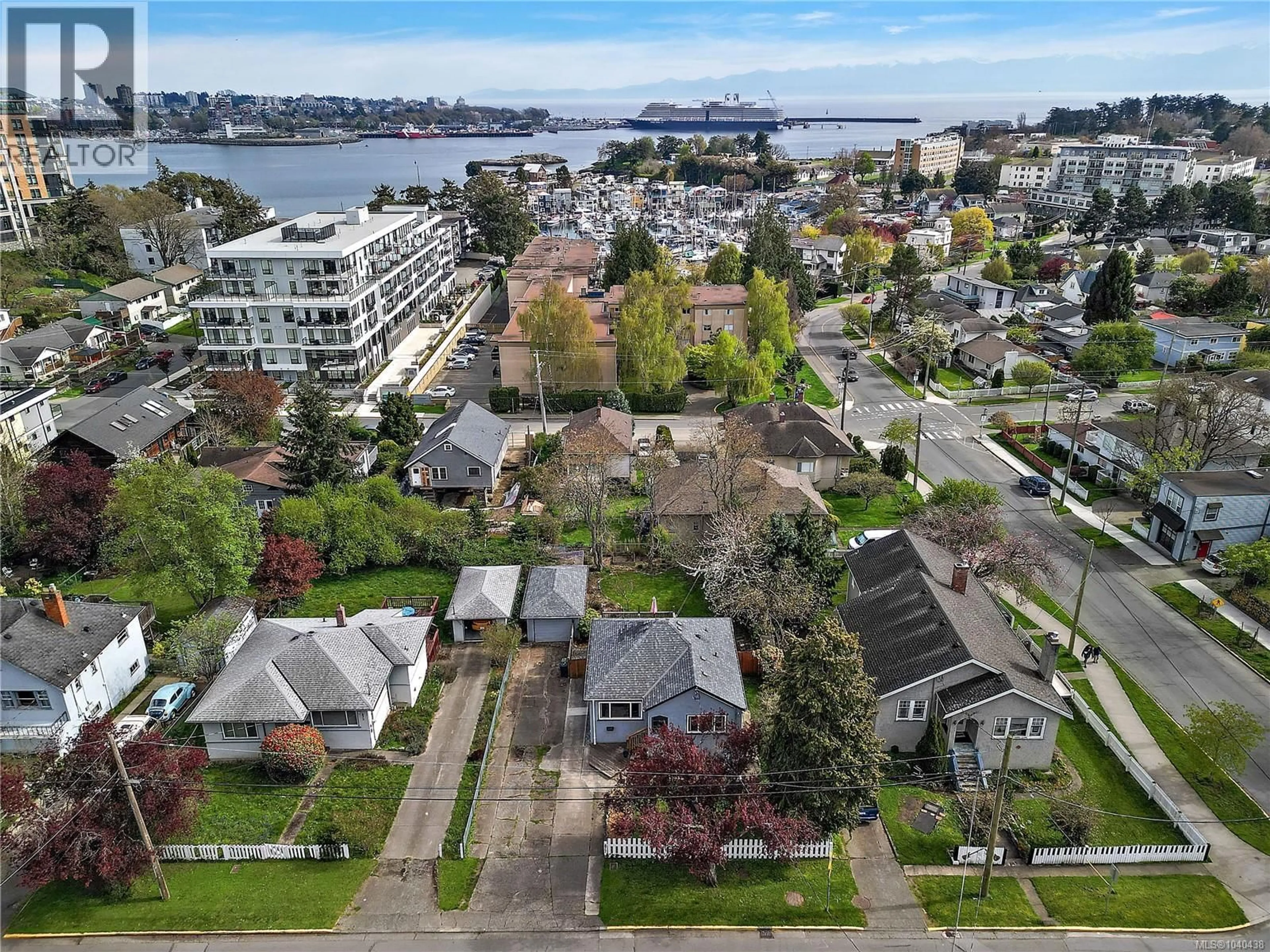 A pic from outside/outdoor area/front of a property/back of a property/a pic from drone, water/lake/river/ocean view for 877 WOLLASTON STREET, Esquimalt British Columbia V9A5A9