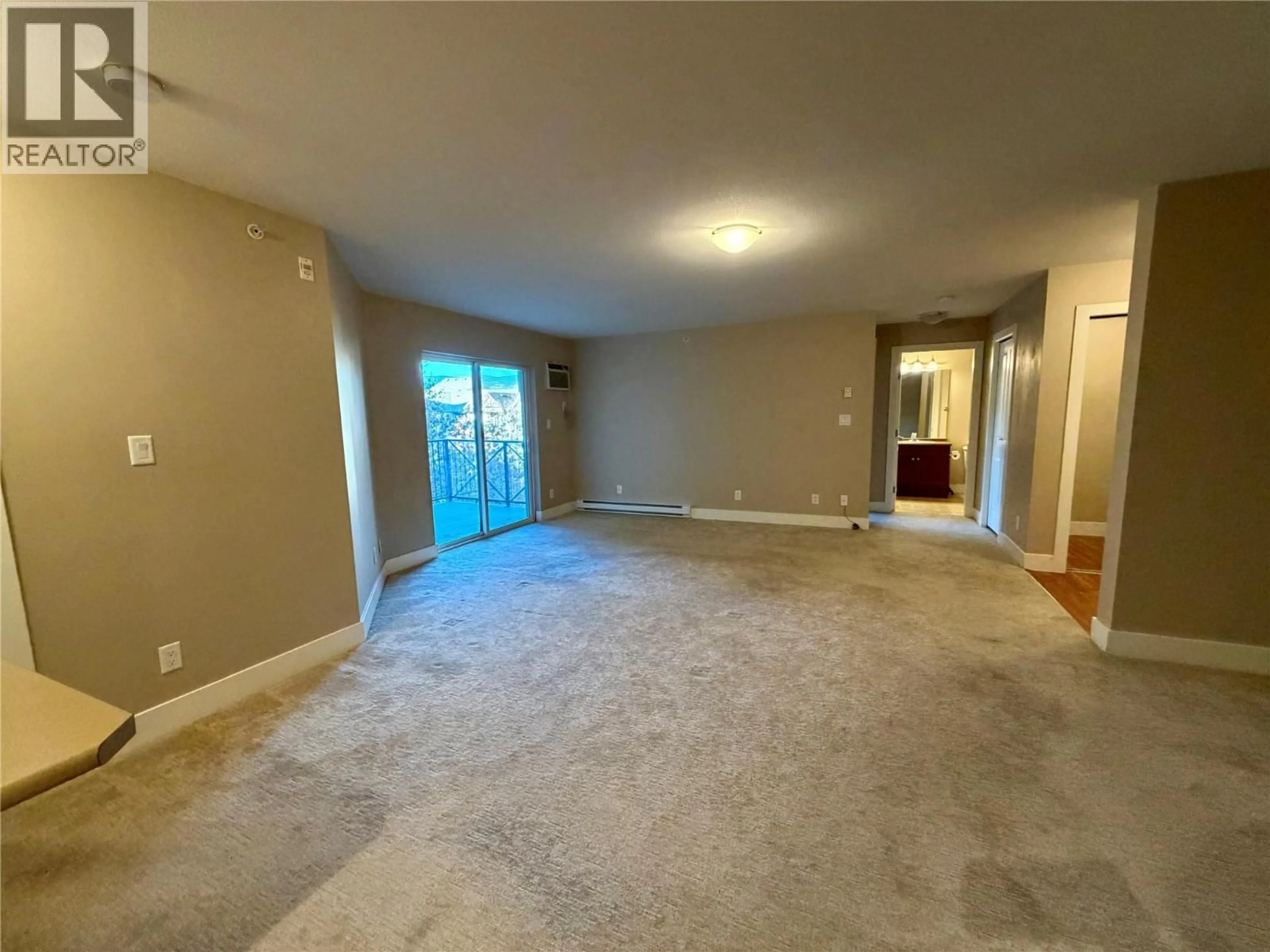 A pic of a room for 402 - 246 HASTING AVENUE, Penticton British Columbia V2A2V6