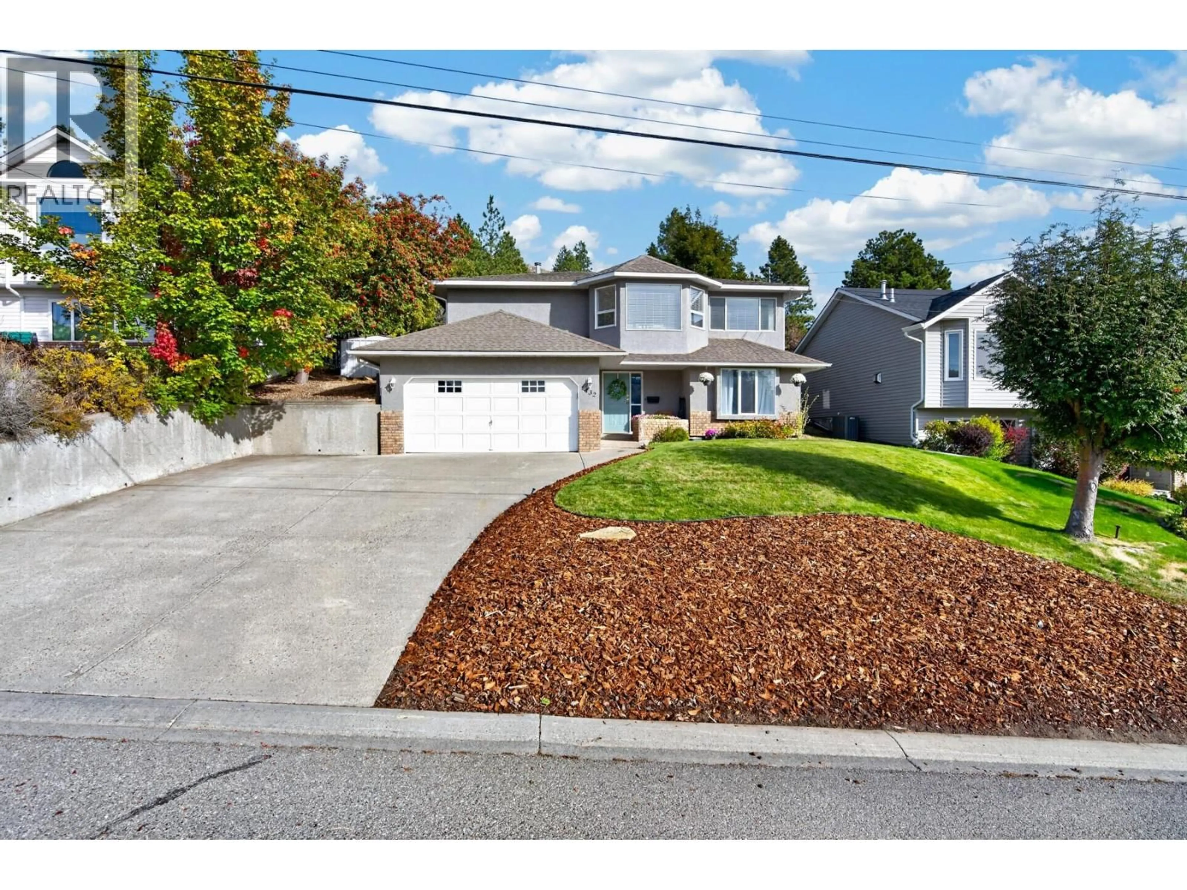 Home with vinyl exterior material, street for 1432 MT DUFFERIN DRIVE, Kamloops British Columbia V2E1S1