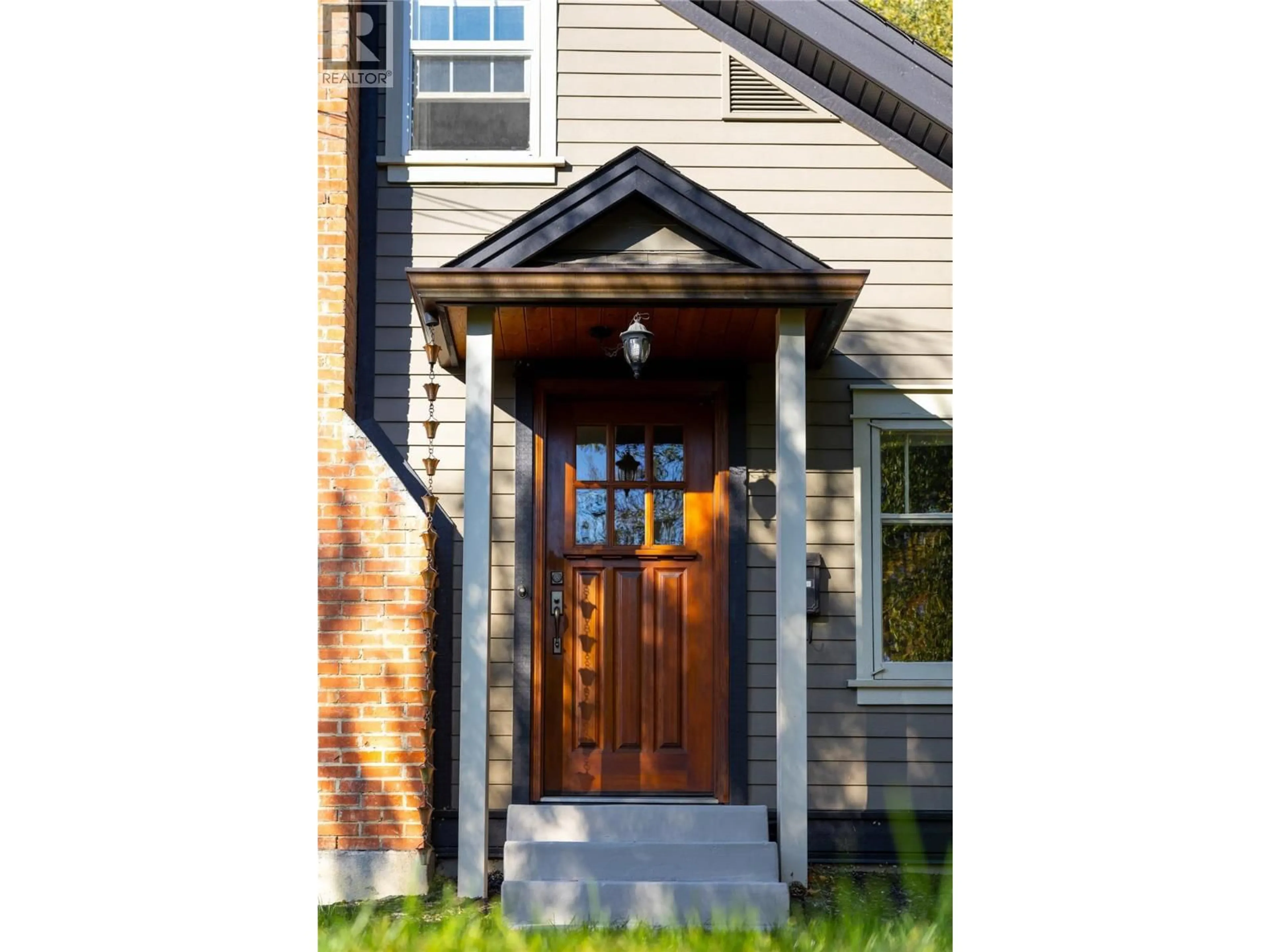 Home with brick exterior material, street for 4004 PLEASANT VALLEY ROAD, Vernon British Columbia V1T4M2