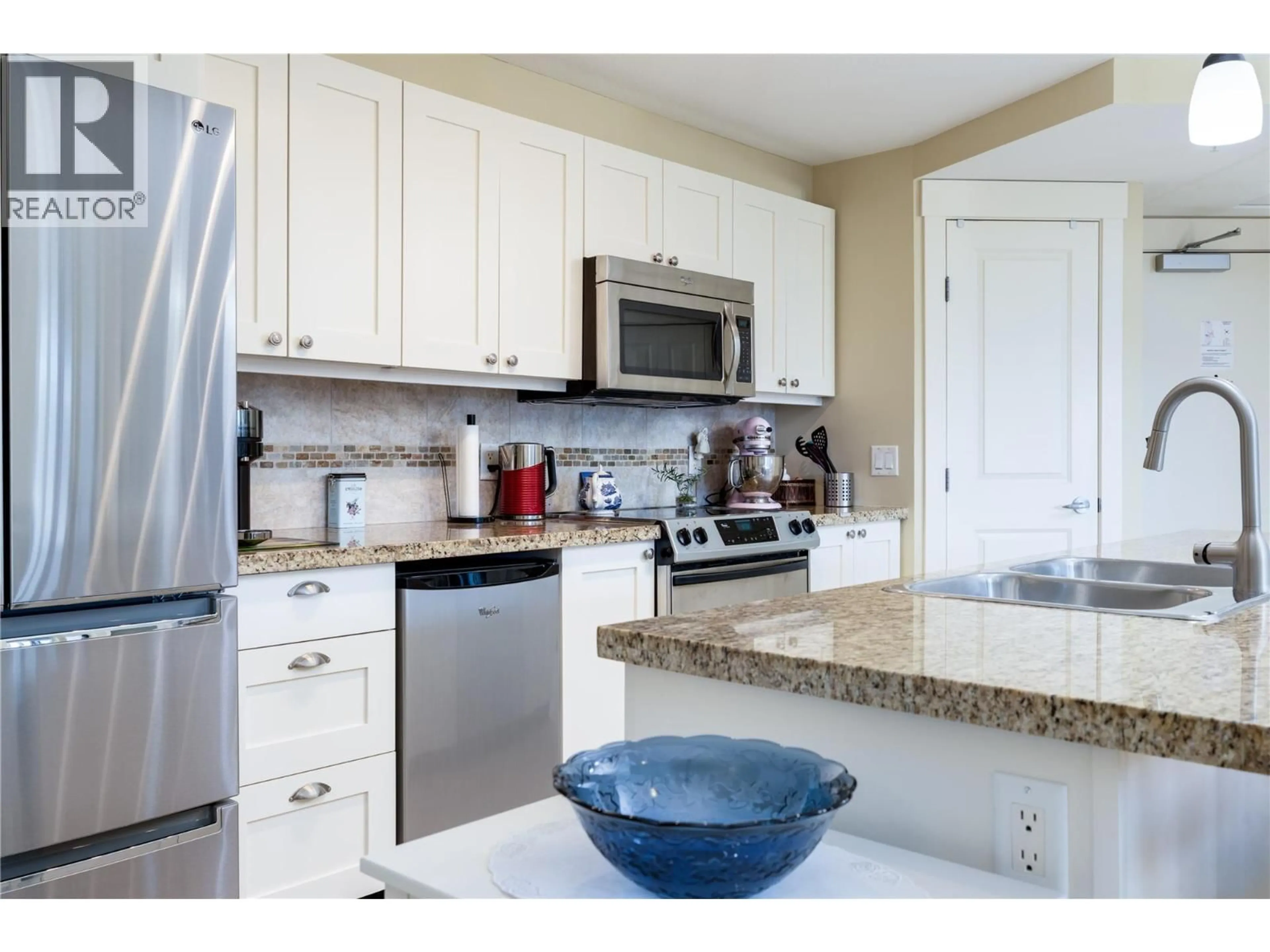 Unknown for 231 - 4205 GELLATLY ROAD, West Kelowna British Columbia V4T2K2