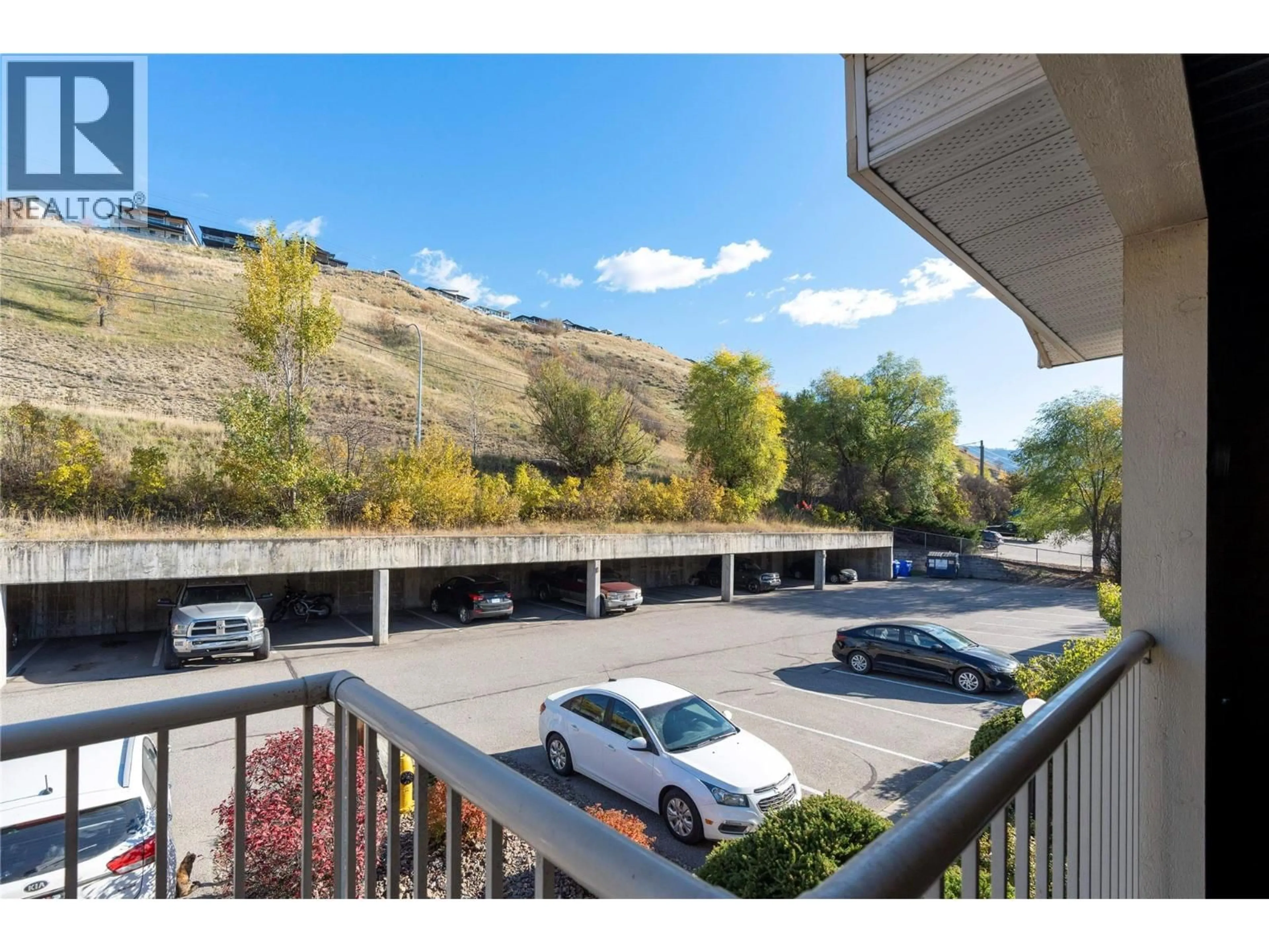 Patio, mountain view for 305 - 307 BROWNE ROAD, Vernon British Columbia V1T7M2