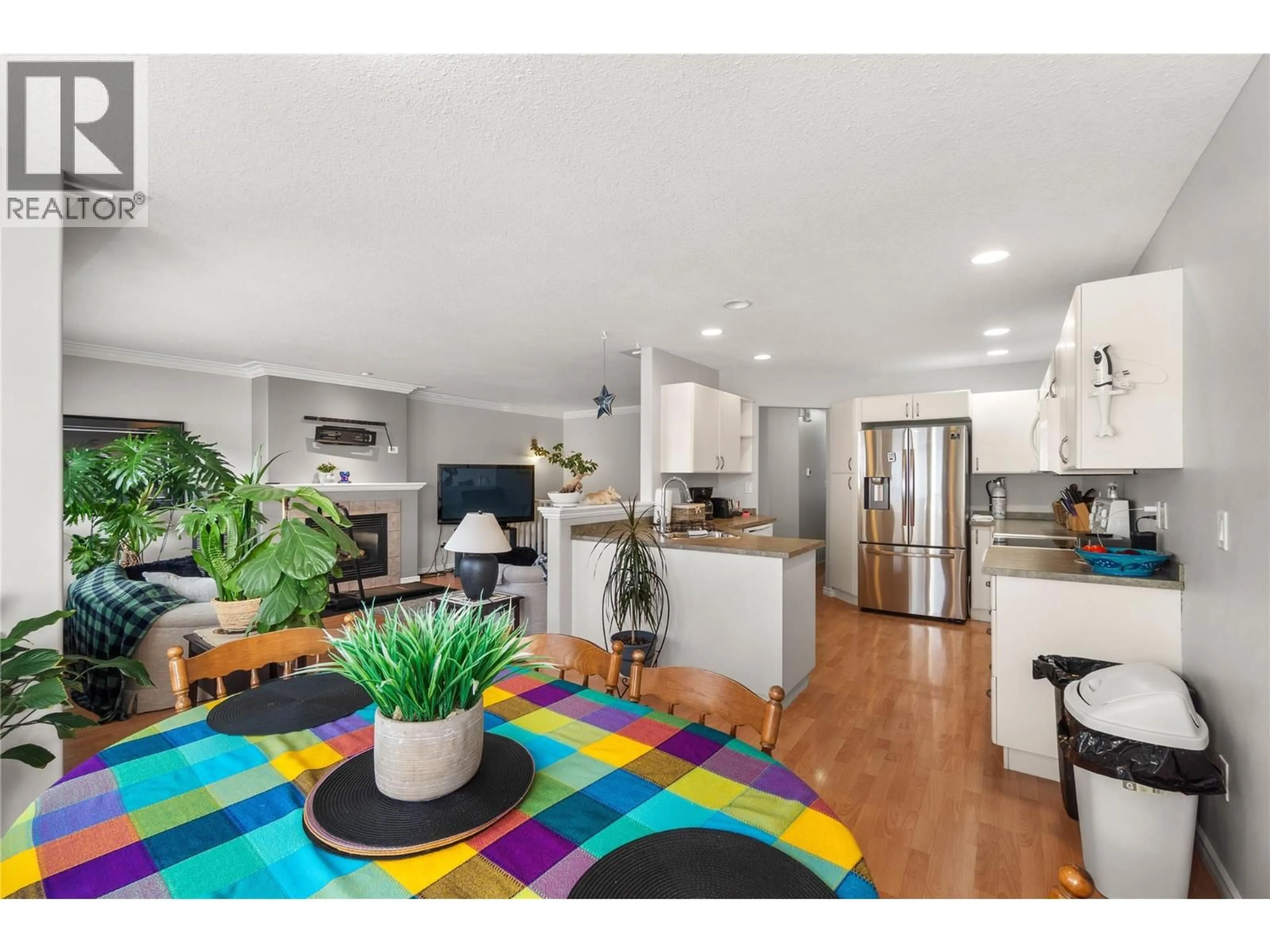 Open concept kitchen, unknown for 27 - 1104 QUAIL DRIVE, Kamloops British Columbia V2B8S6