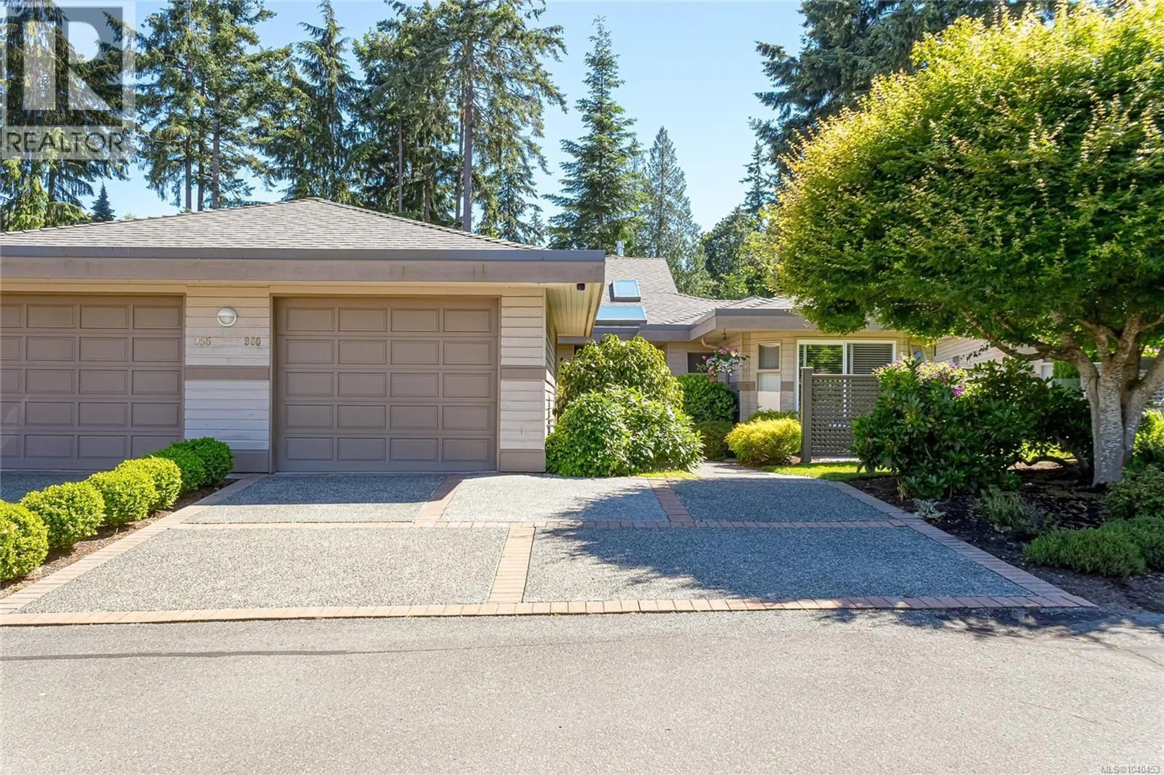 Unknown for 960 ST. ANDREWS LANE, French Creek British Columbia V9P2M5