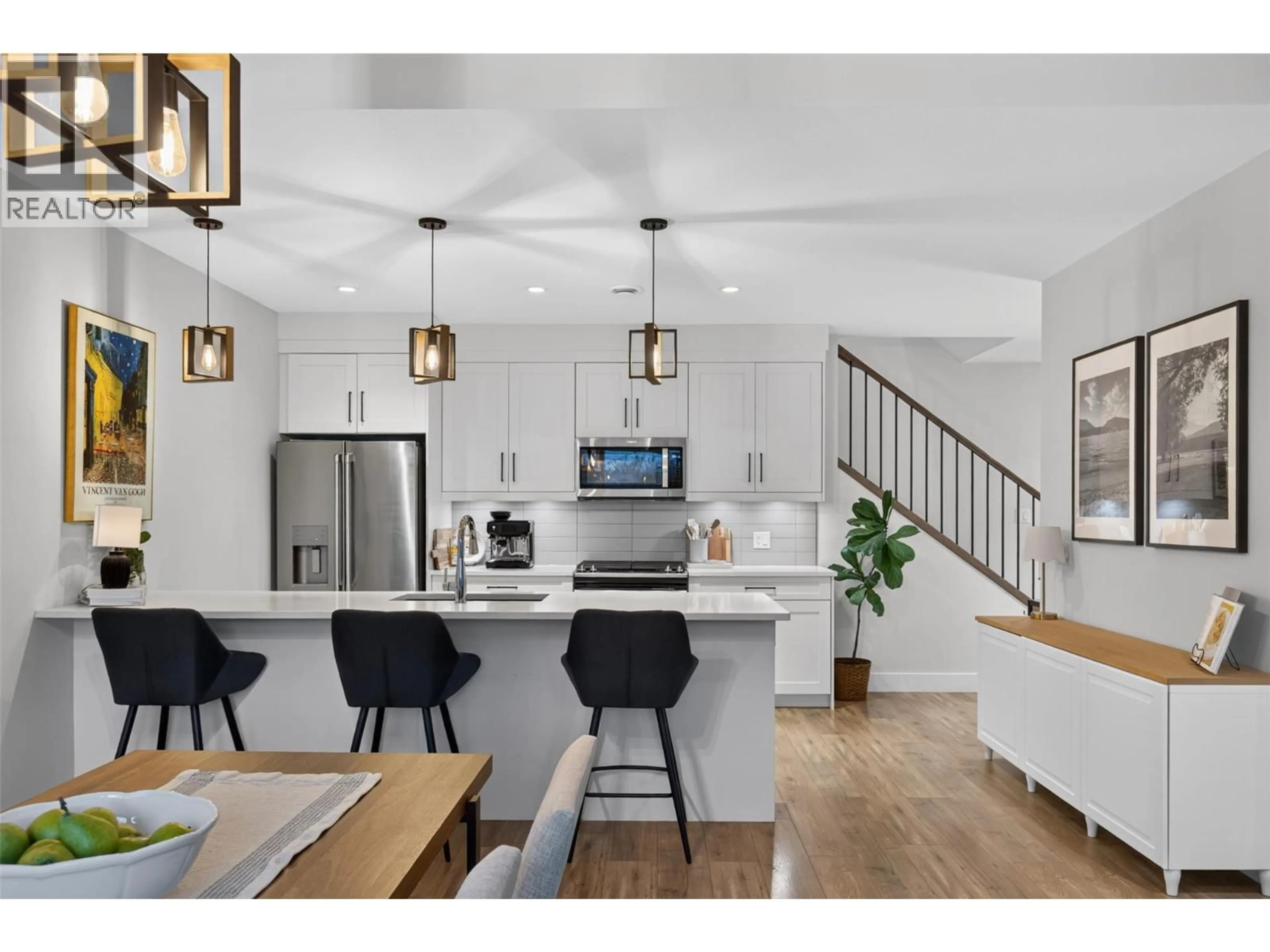 Open concept kitchen, unknown for 142 SUMMERHILL PLACE, Kelowna British Columbia V1V1T6